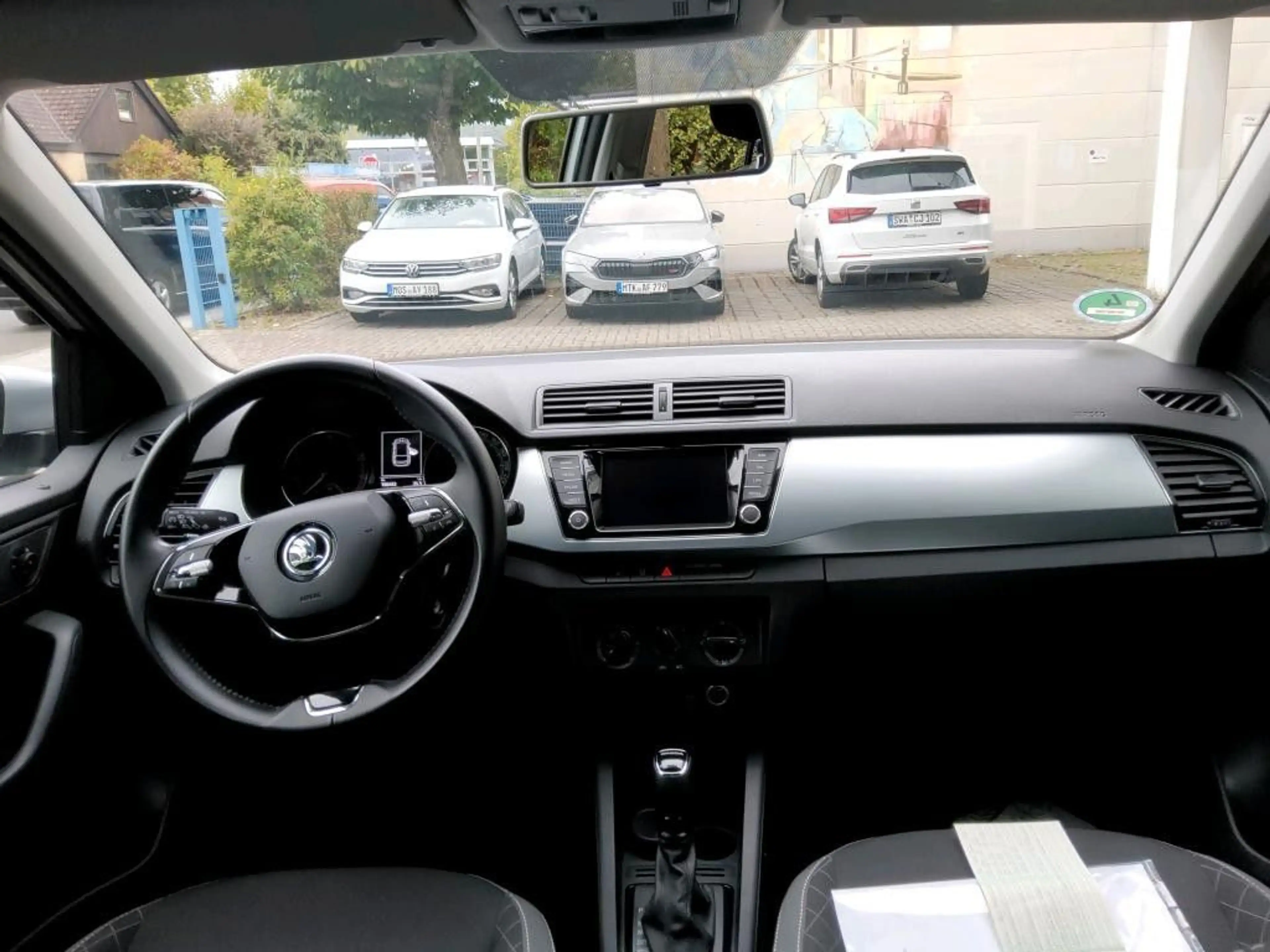 Skoda Fabia 1.0 TSI DSG Combi Ambition*NAVI*CARPLAY* — photo 8