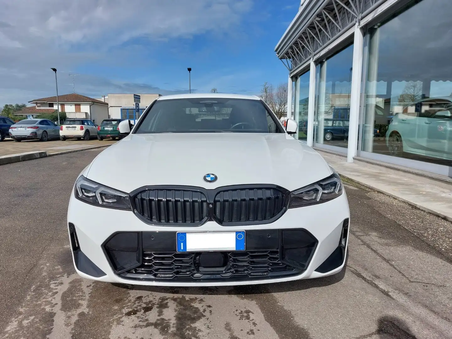 BMW 320 320d mhev 48V MSport Pro Automatica Bianco - 2