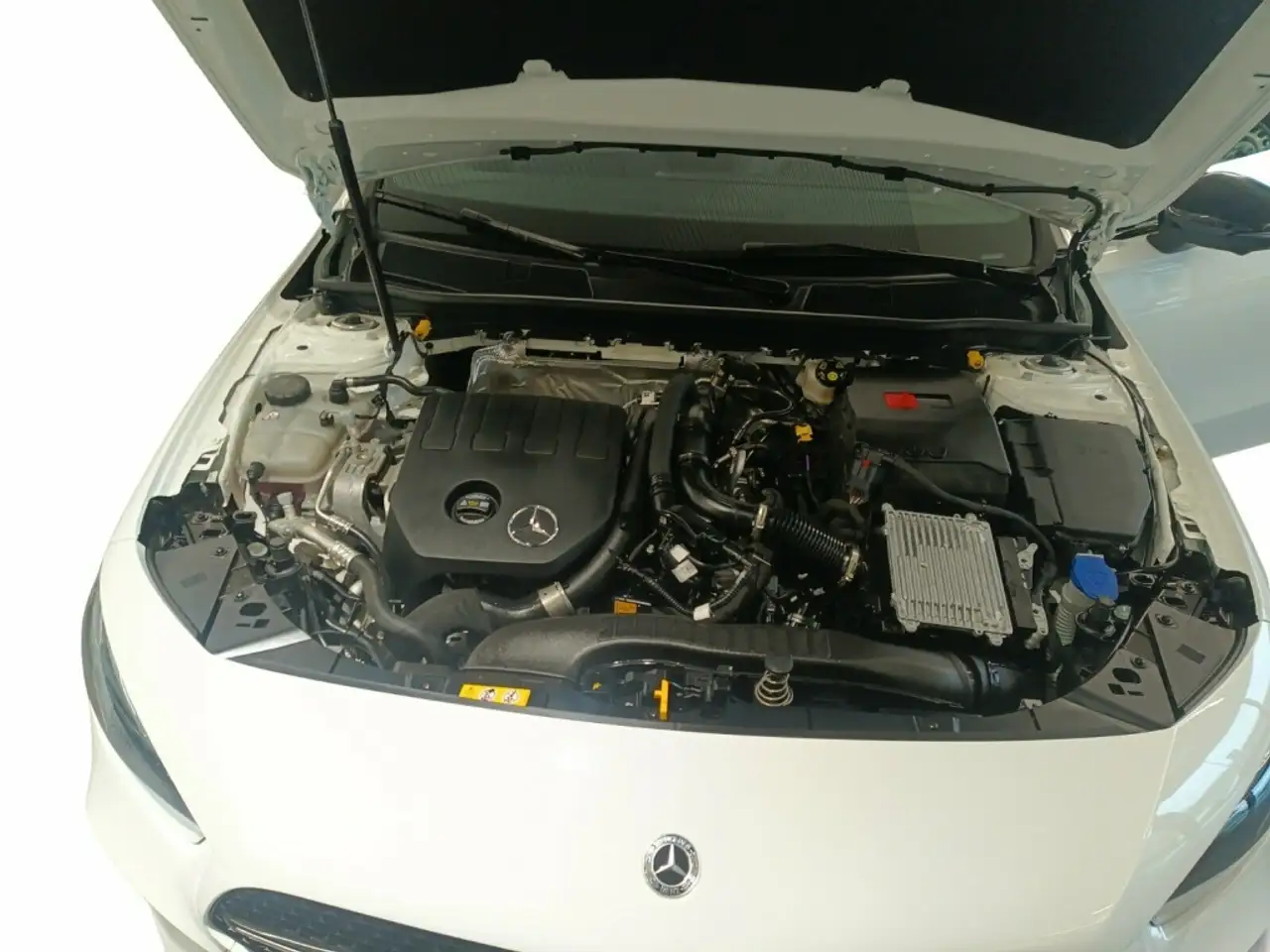 Mercedes-Benz A 200 PROG./360/LED/DIST./STHZ/TW 10