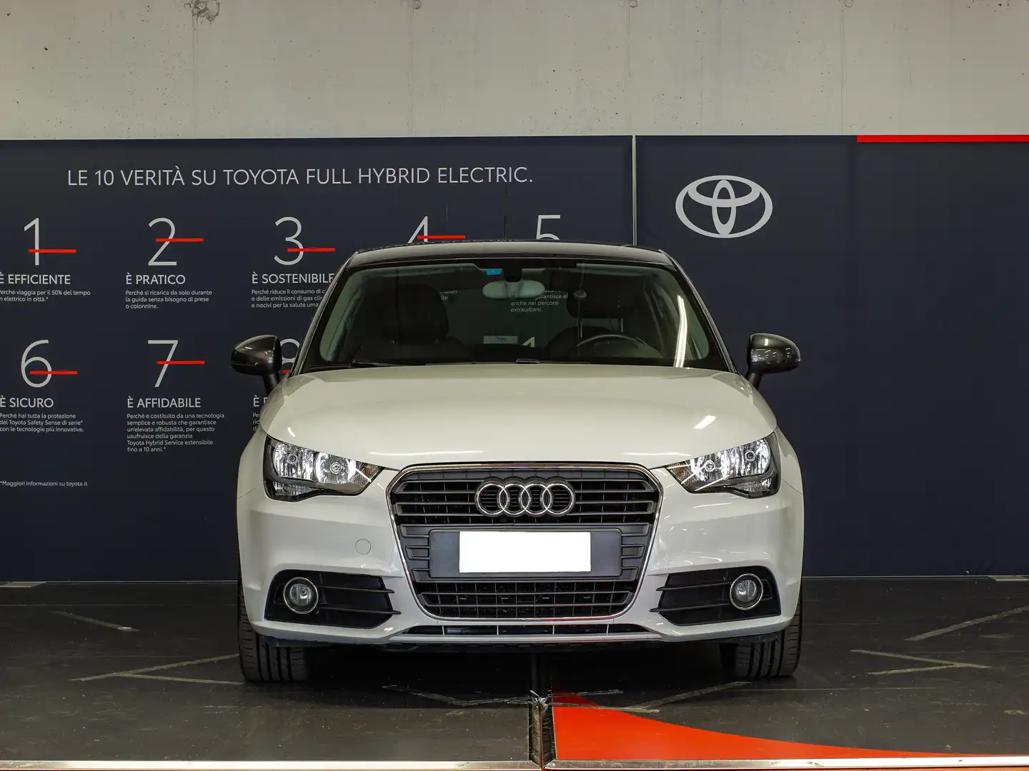 Audi A1 Sportback 1.4 tfsi Attraction 122cv s-tronic Blanc - 2