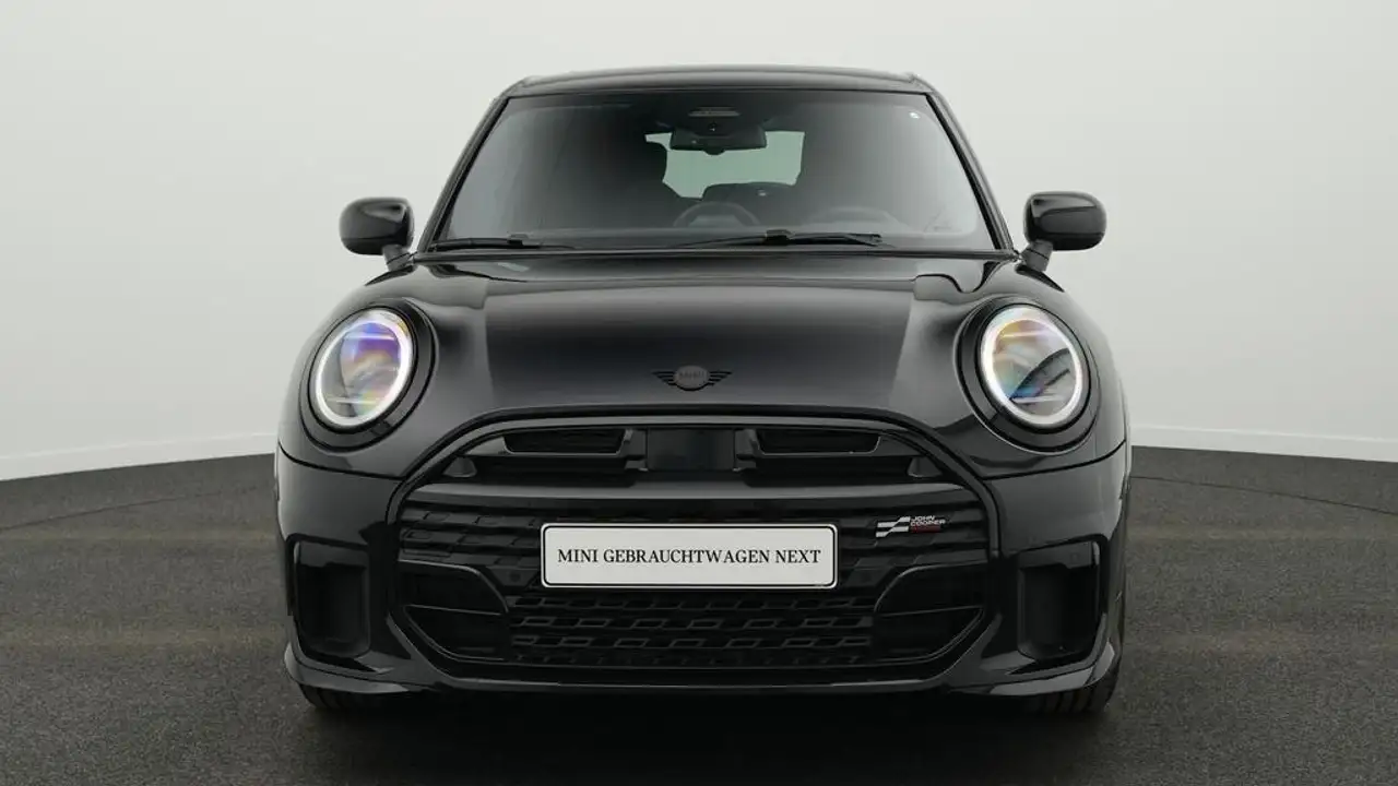 MINI Cooper S John Cooper Works Trim 16
