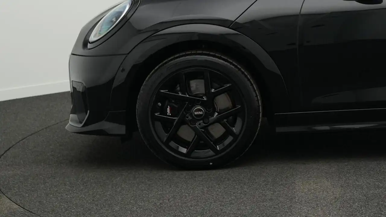 MINI Cooper S John Cooper Works Trim 11