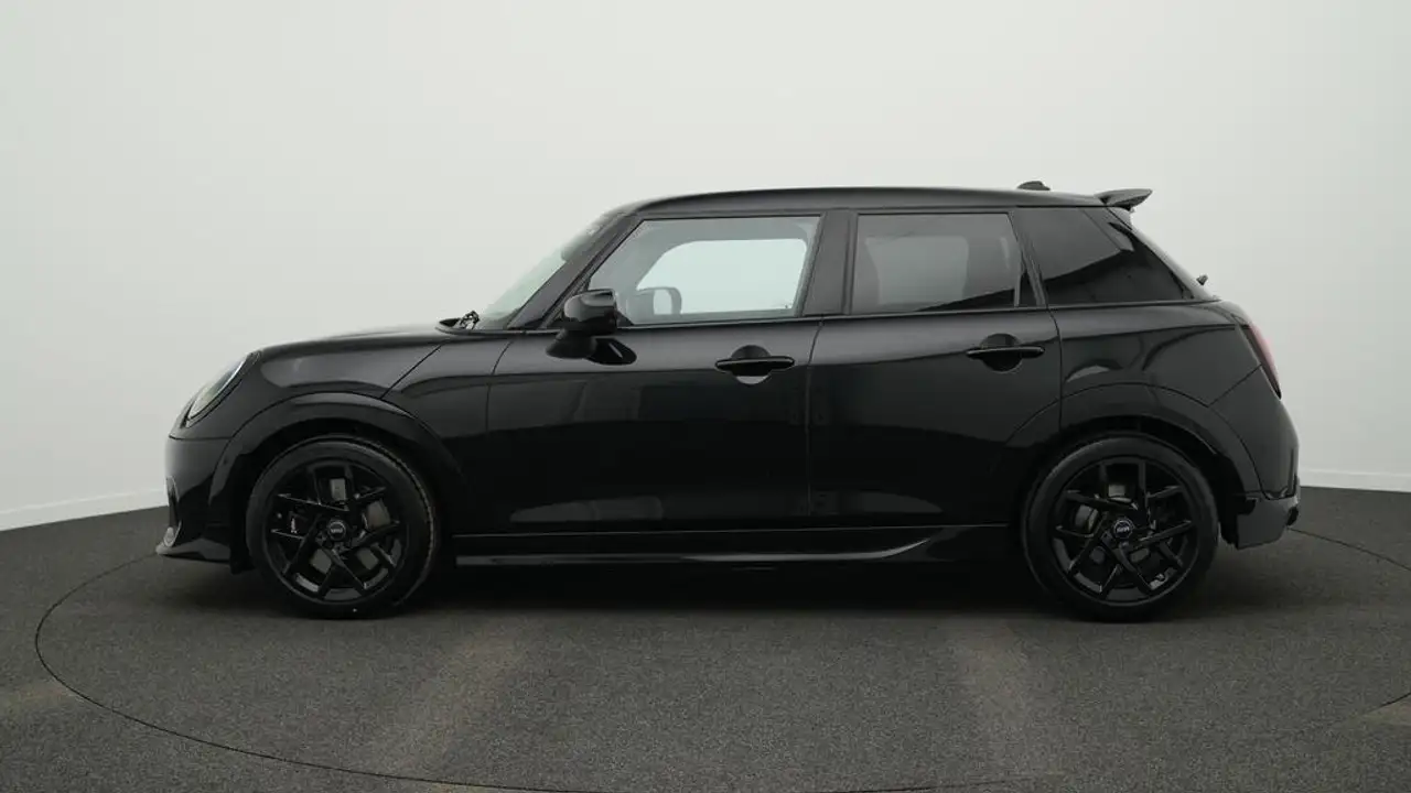 MINI Cooper S John Cooper Works Trim 2