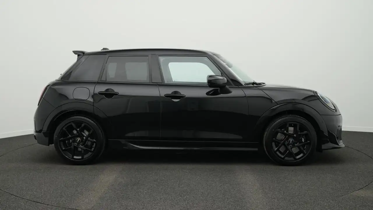 MINI Cooper S John Cooper Works Trim 3
