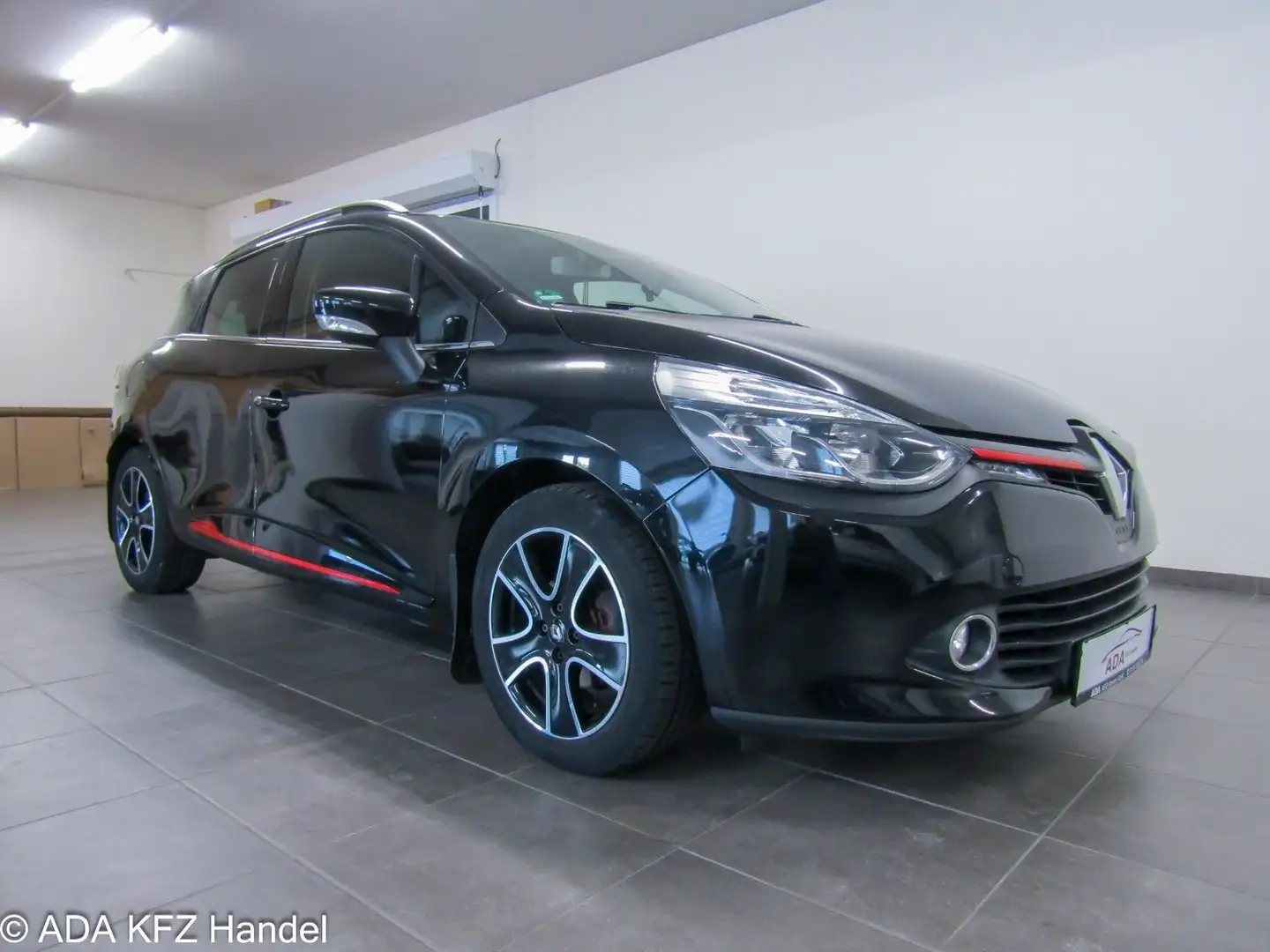 Renault Clio IV Grandtour Luxe,Navi,Behindertengerecht Schwarz - 1