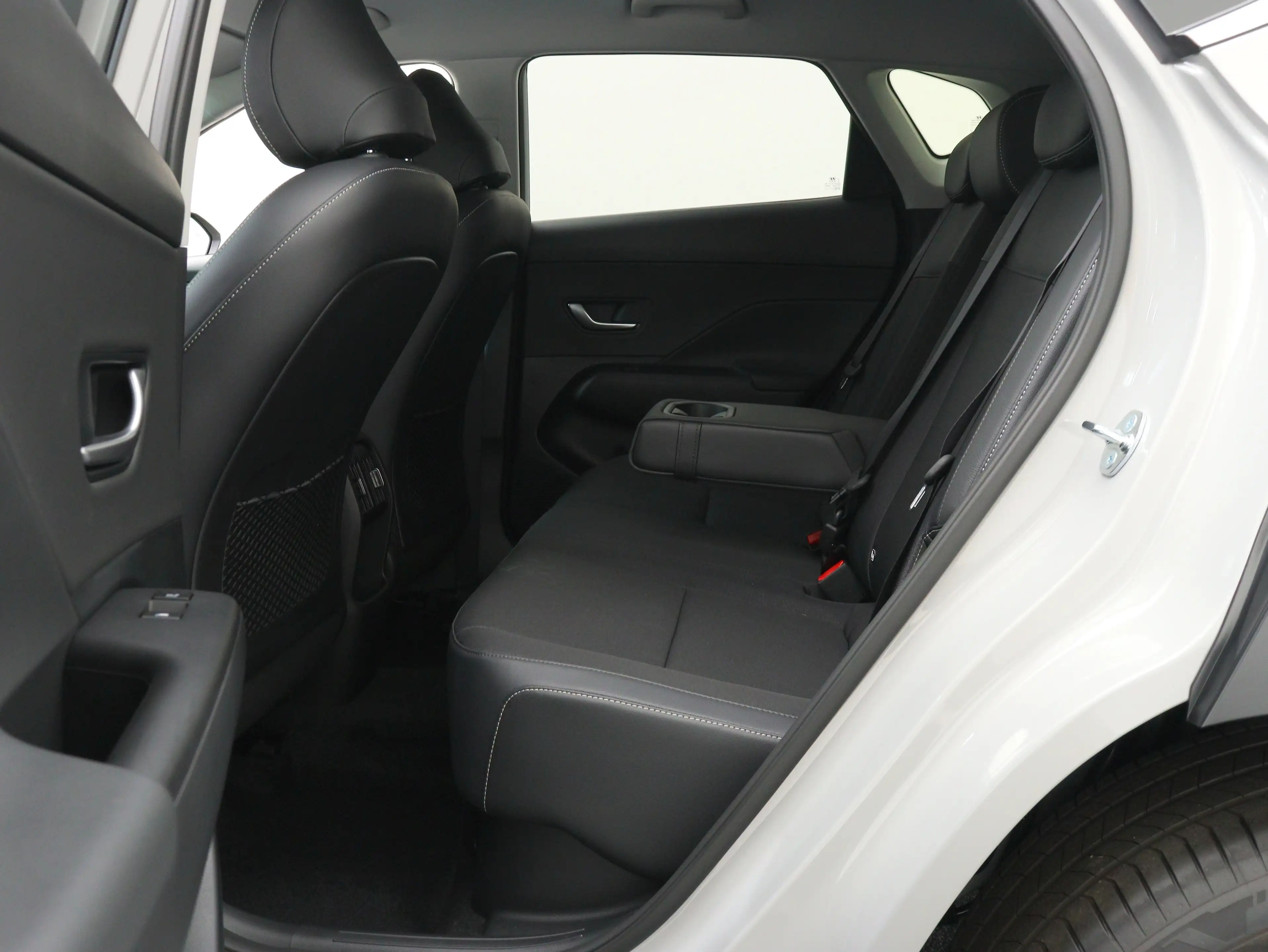 Hyundai KONA 1.6 GDI HEV Comfort Plus (Cyber Gray / Phantom Bla — photo 15