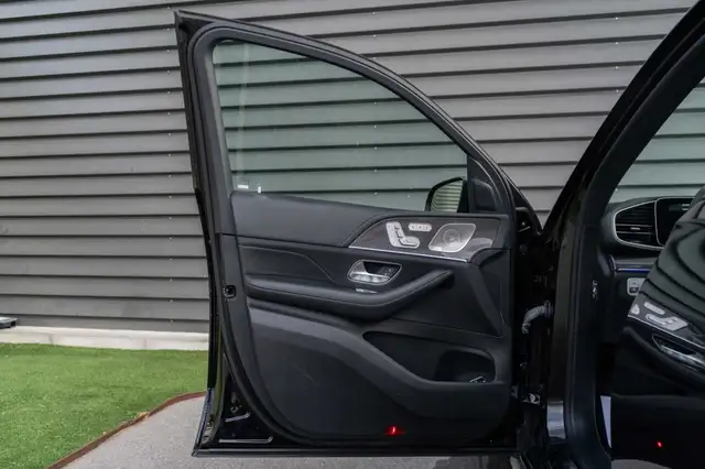 Mercedes-Benz GLE view 7