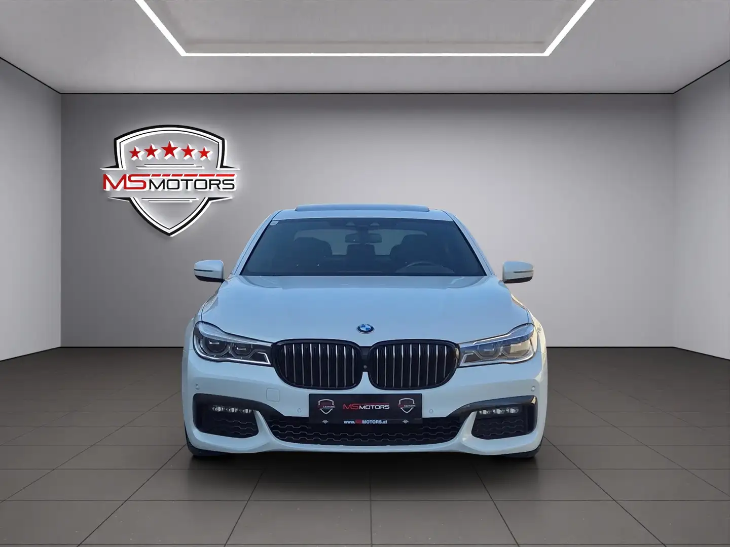 BMW 730 d xDrive Aut.*M PAKET*HEAD UP*GLASSCHIEBEDACH Weiß - 2