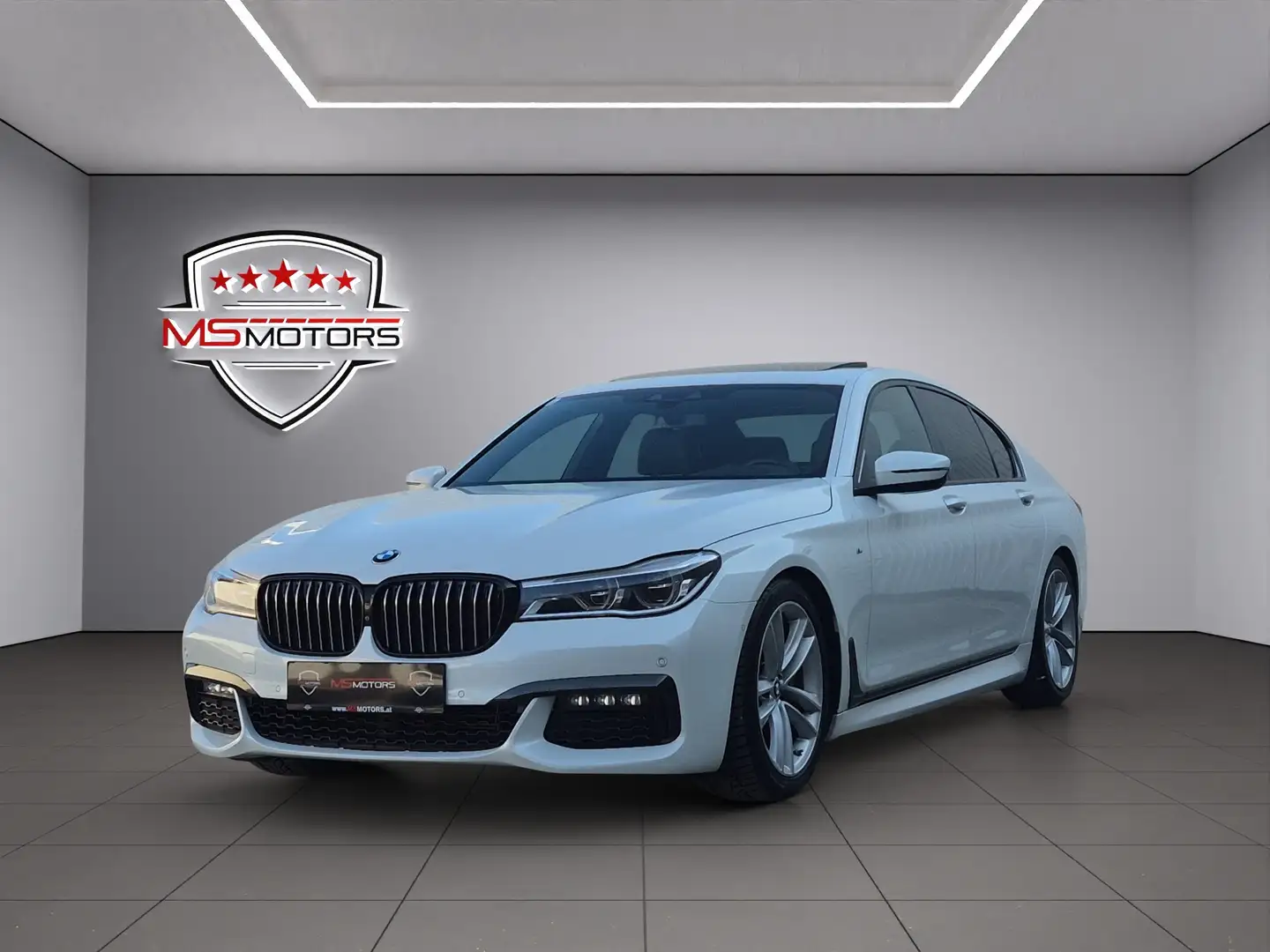 BMW 730 d xDrive Aut.*M PAKET*HEAD UP*GLASSCHIEBEDACH Weiß - 1