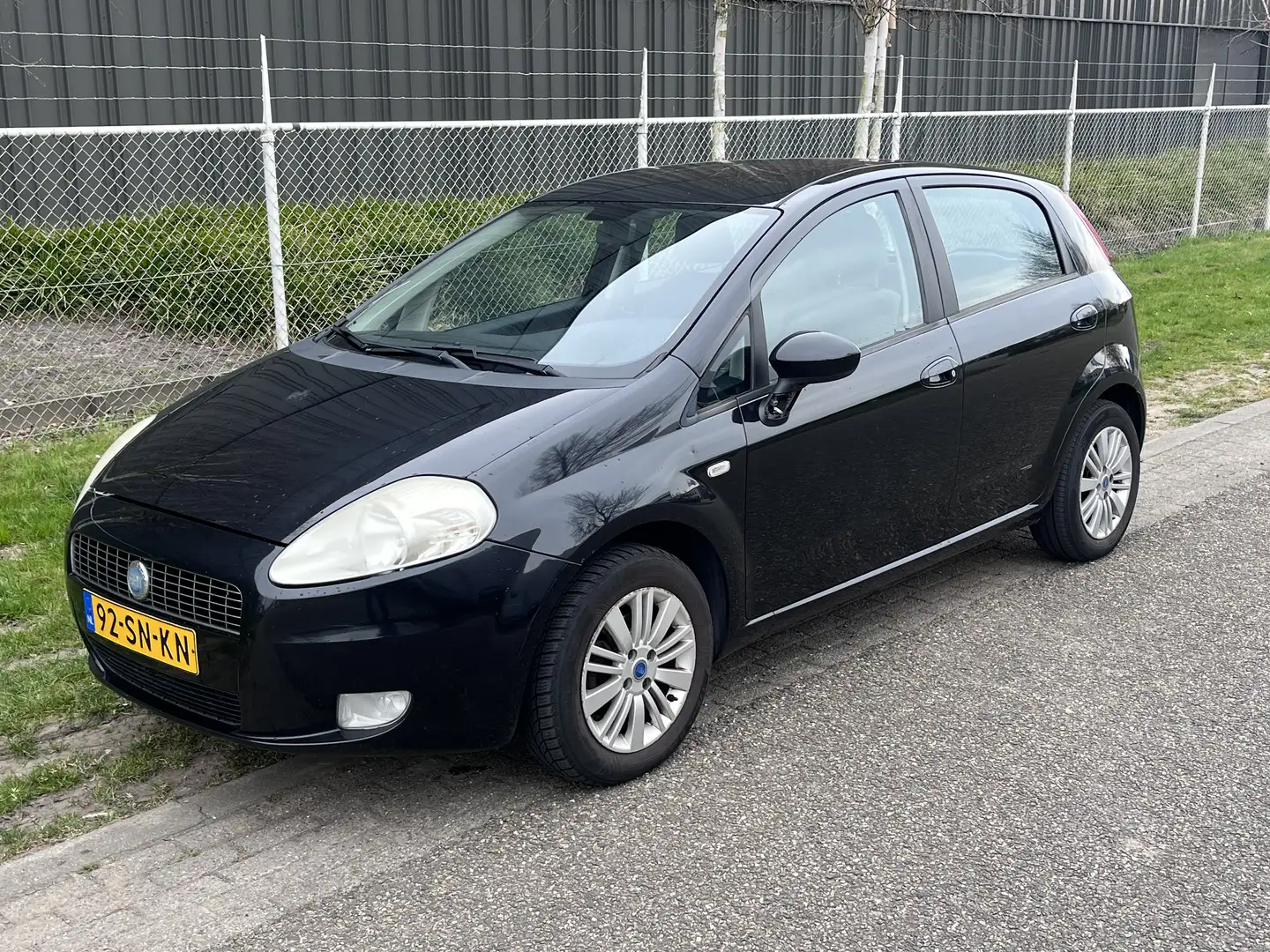 Fiat Punto 1.4 Edizione Prima Fekete - 2