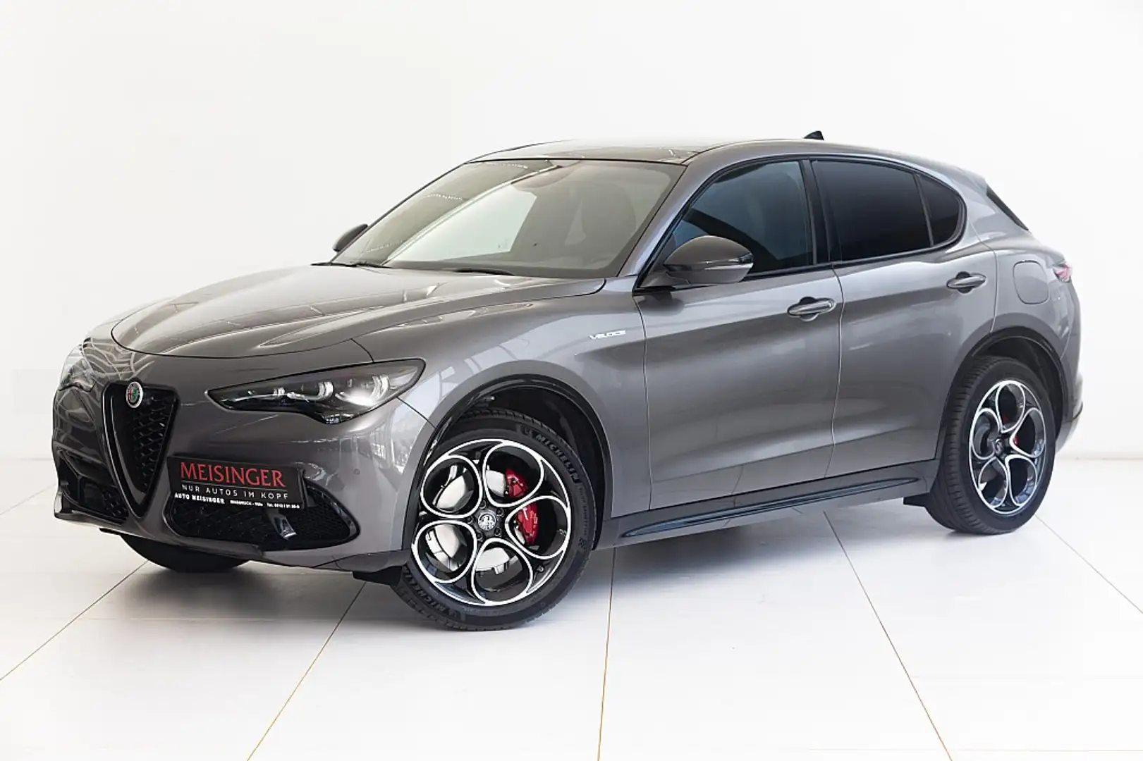 Alfa Romeo Stelvio Veloce 2,2 16V 210 AT8 Q4 Grau - 1