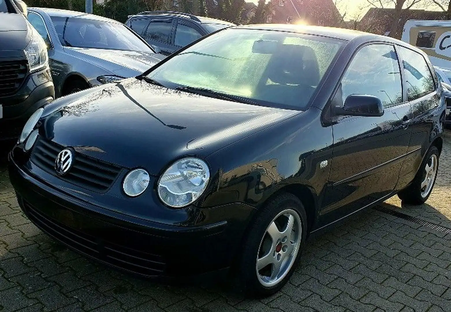 Volkswagen Polo IV Comfortline Im Kundenauftrag / Bastler Schwarz - 1
