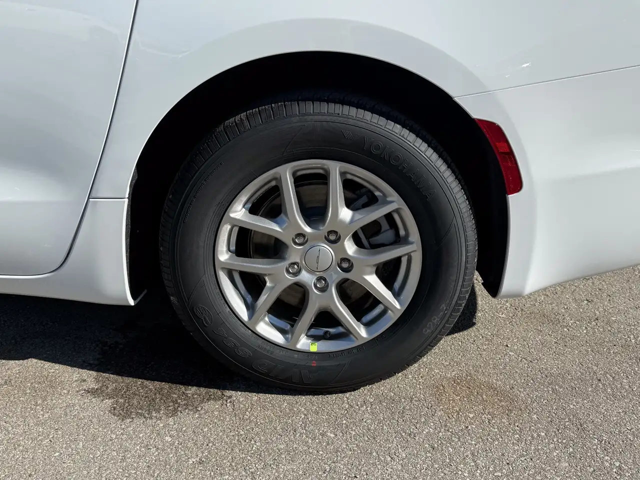 Chrysler Grand Caravan снимка Chrysler Grand Caravan