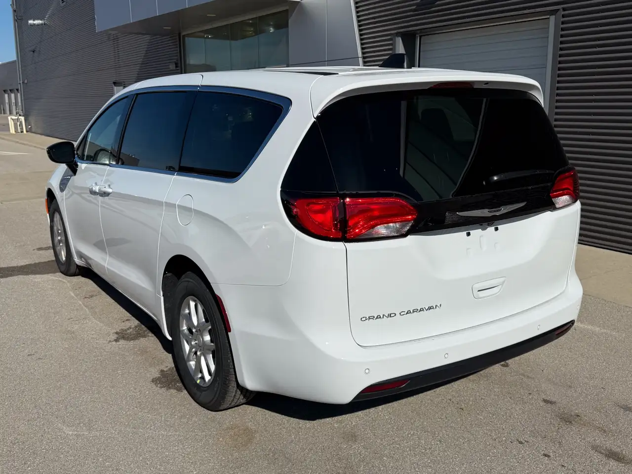 Chrysler Grand Caravan снимка Chrysler Grand Caravan