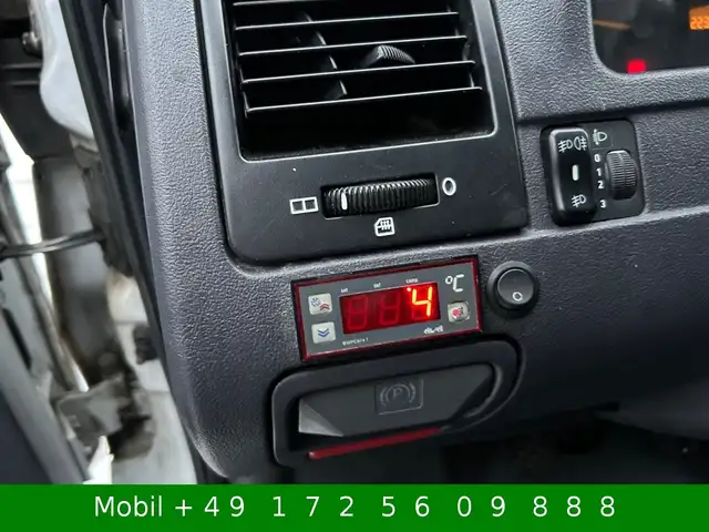Mercedes-Benz Vito view 26