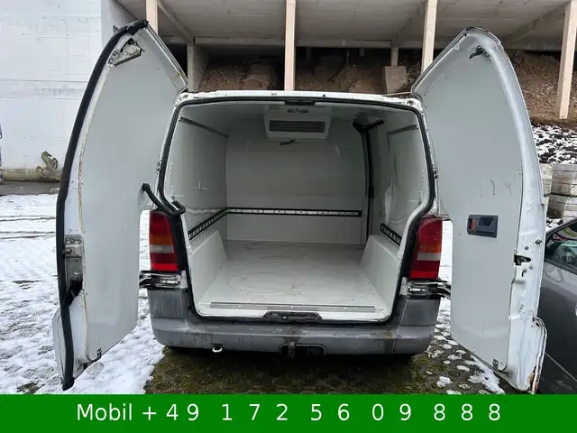 Mercedes-Benz Vito view 28