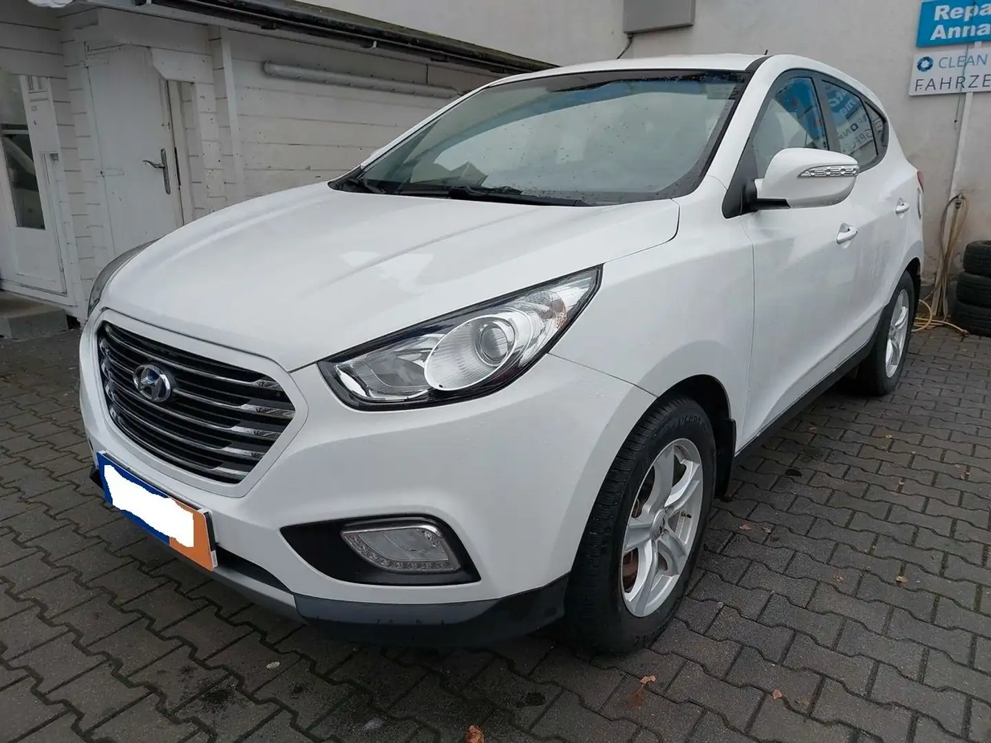 Hyundai iX35 Fuel Cell 2WD Weiß - 2