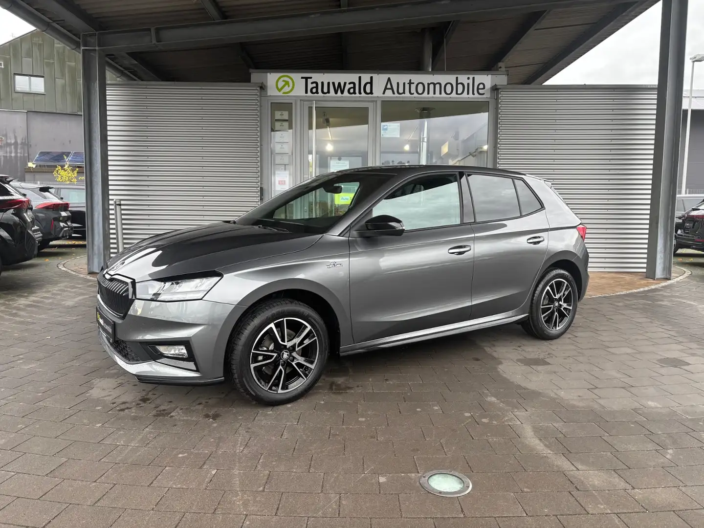 Skoda Fabia 1.0 TSI DSG Monte Carlo SHZ/PDC/Smartlink Gris - 2