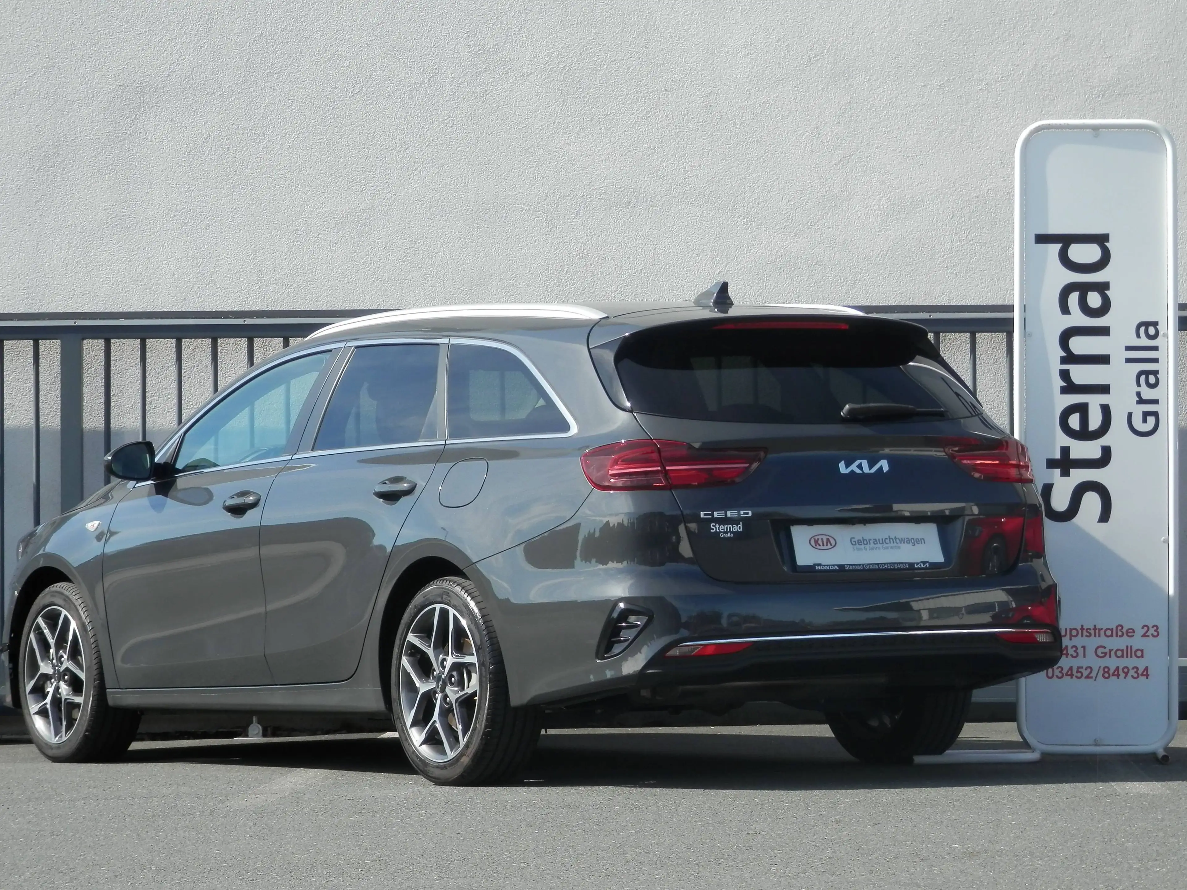 Kia Ceed SW / cee'd SW 1,0 TGDI ISG GPF Silber — photo 3