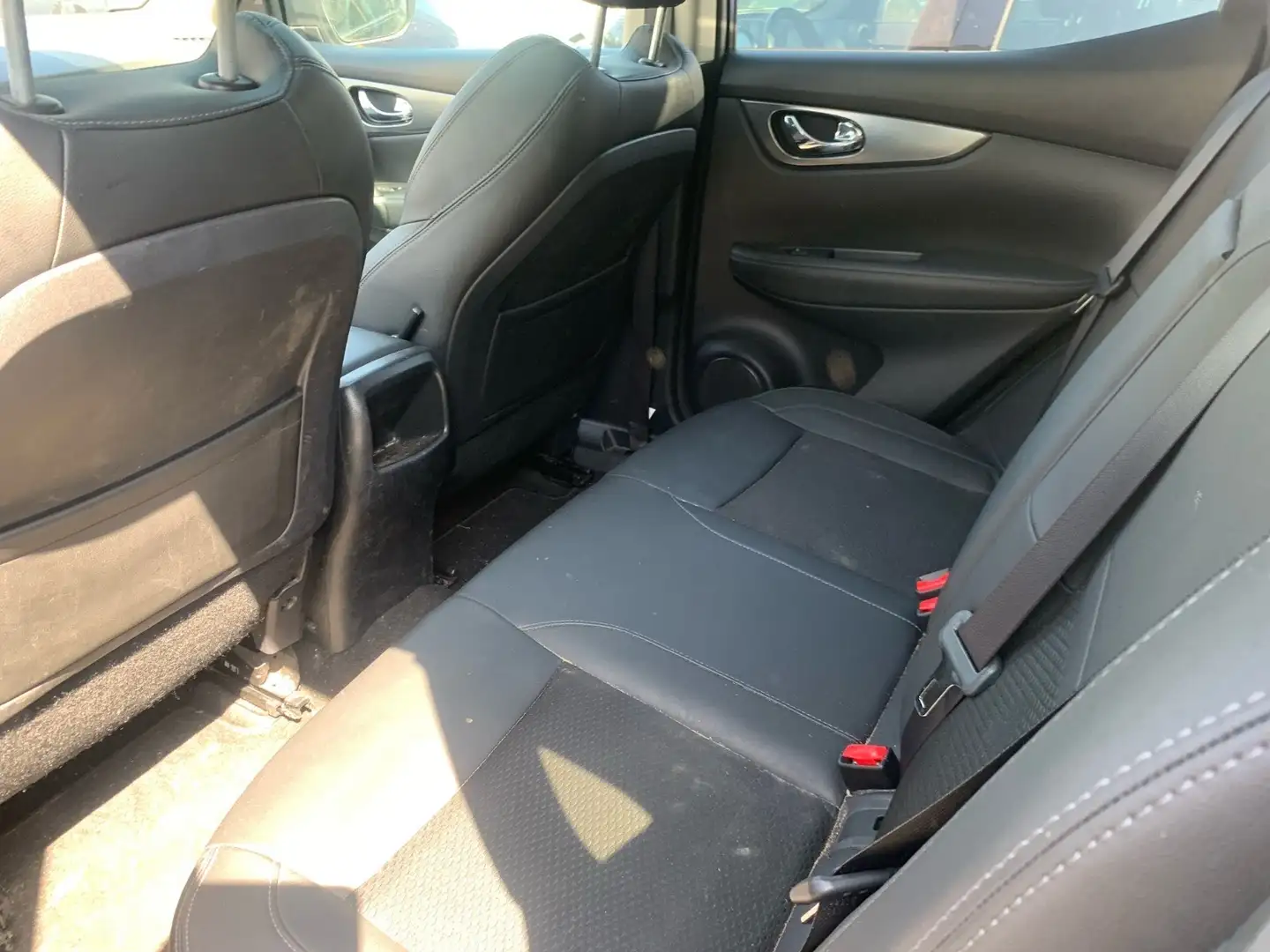 Nissan Qashqai 1.2 DIG-T Xtronic  problème, boîte de vitesse - 2