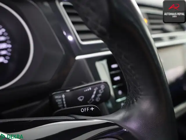 Volkswagen Tiguan view 23