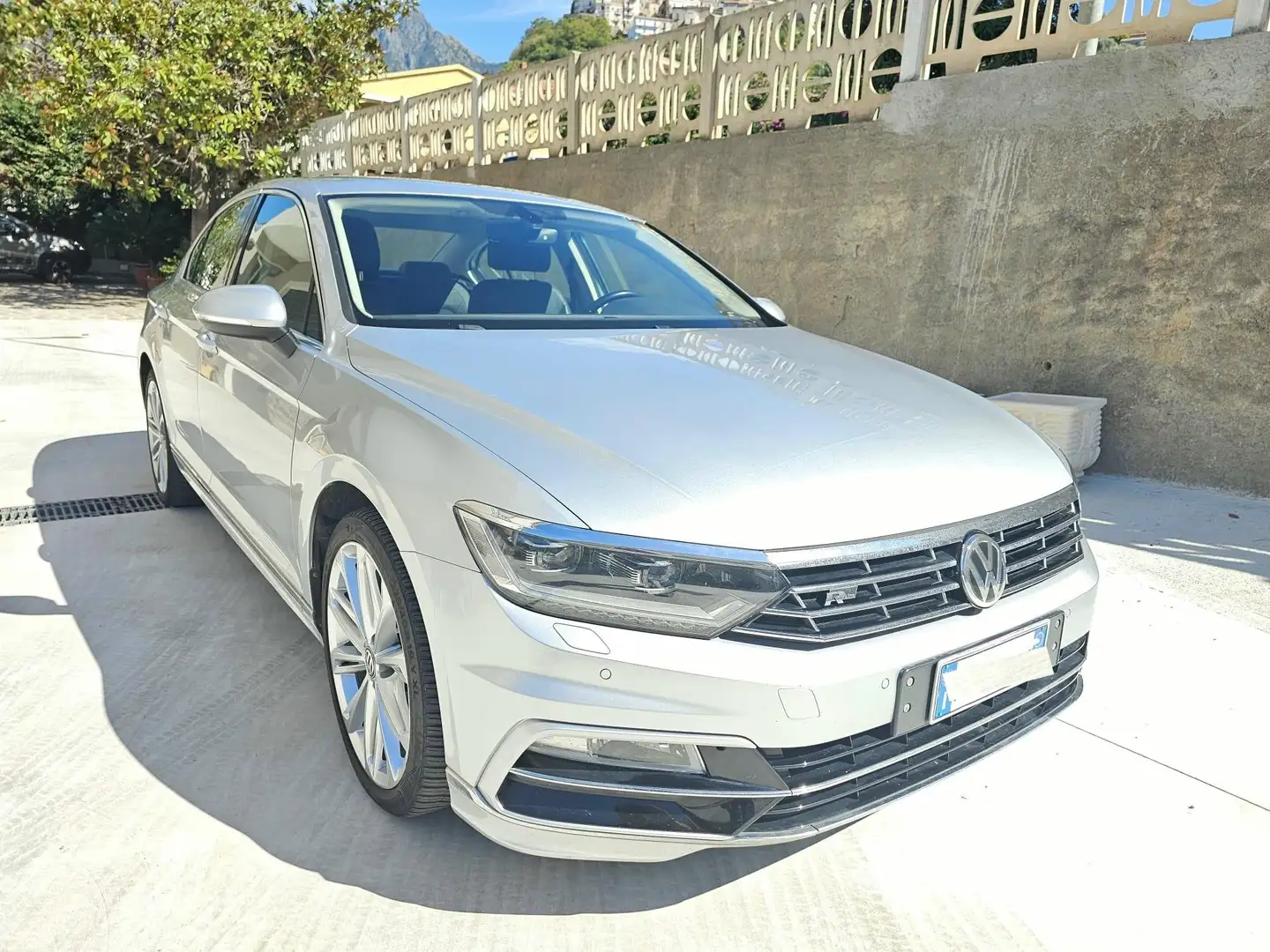 Volkswagen Passat Passat VIII 2015 Berlina 2.0 tdi Highline 150cv Argento - 2