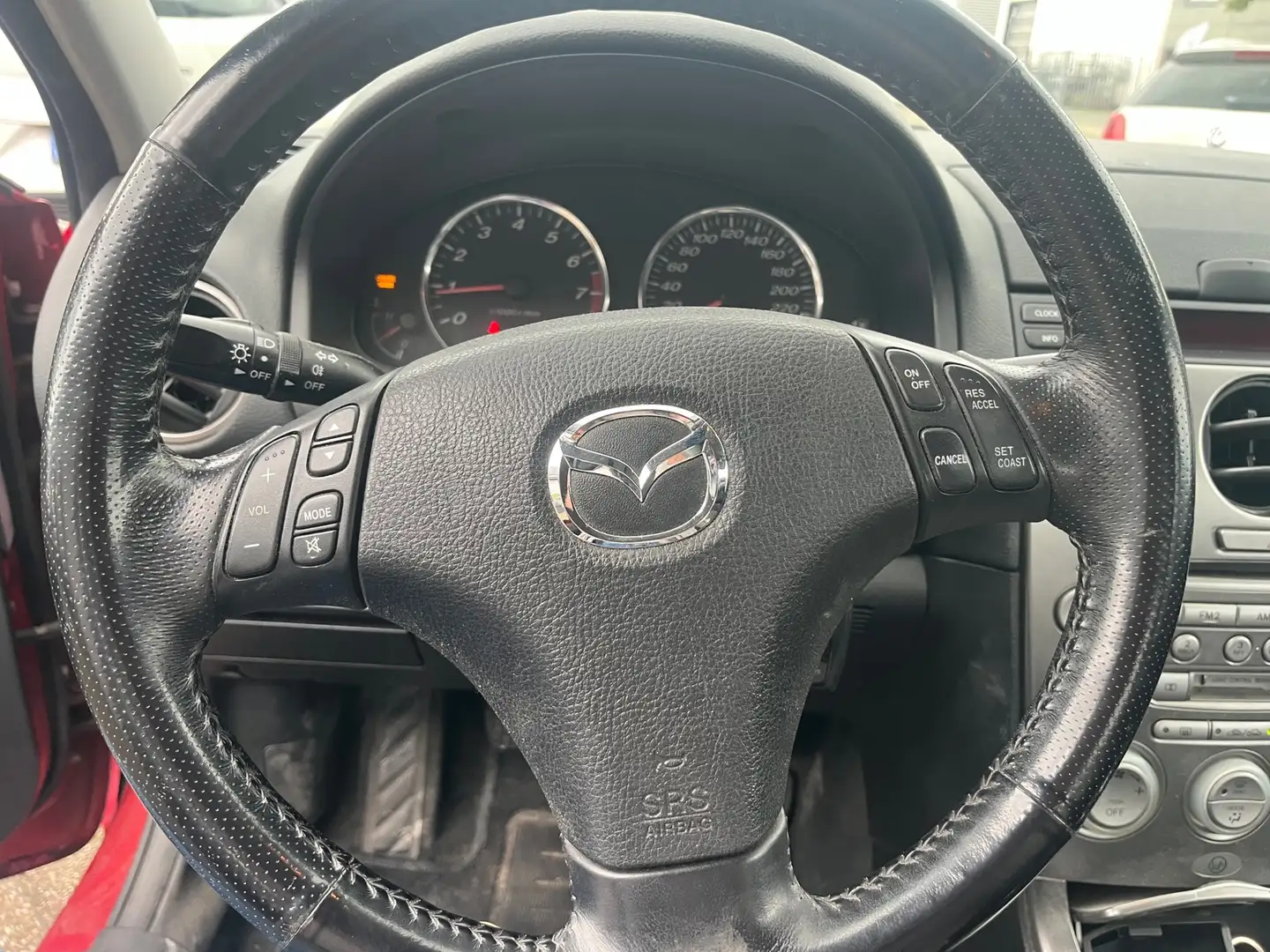Mazda 6 2.0i Touring ll 141PK EXPORT Airco,CruiseControl,H Rood - 2