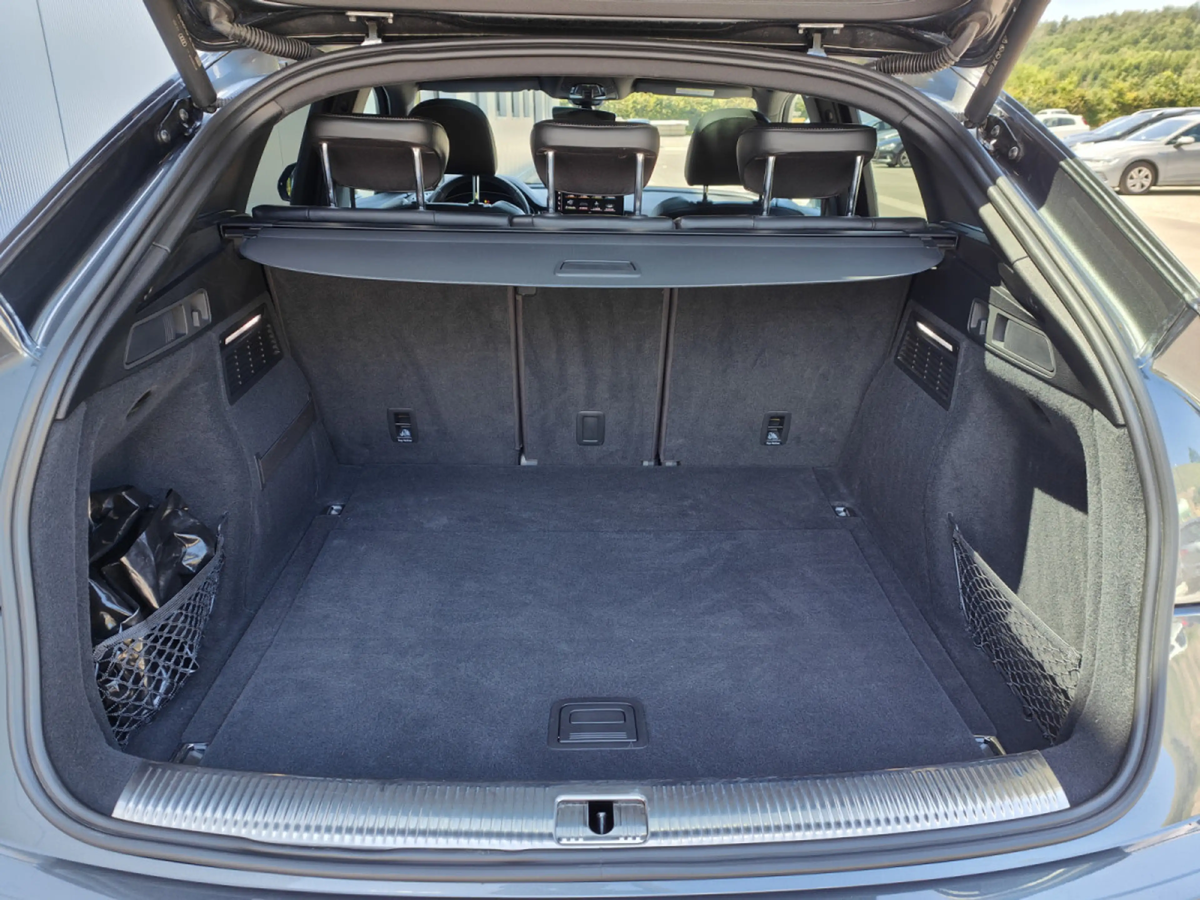 Audi SQ5 3.0 TDI V6 SPORTBACK CARPLAY TOIT OUV CAMERA SIEGE — photo 9