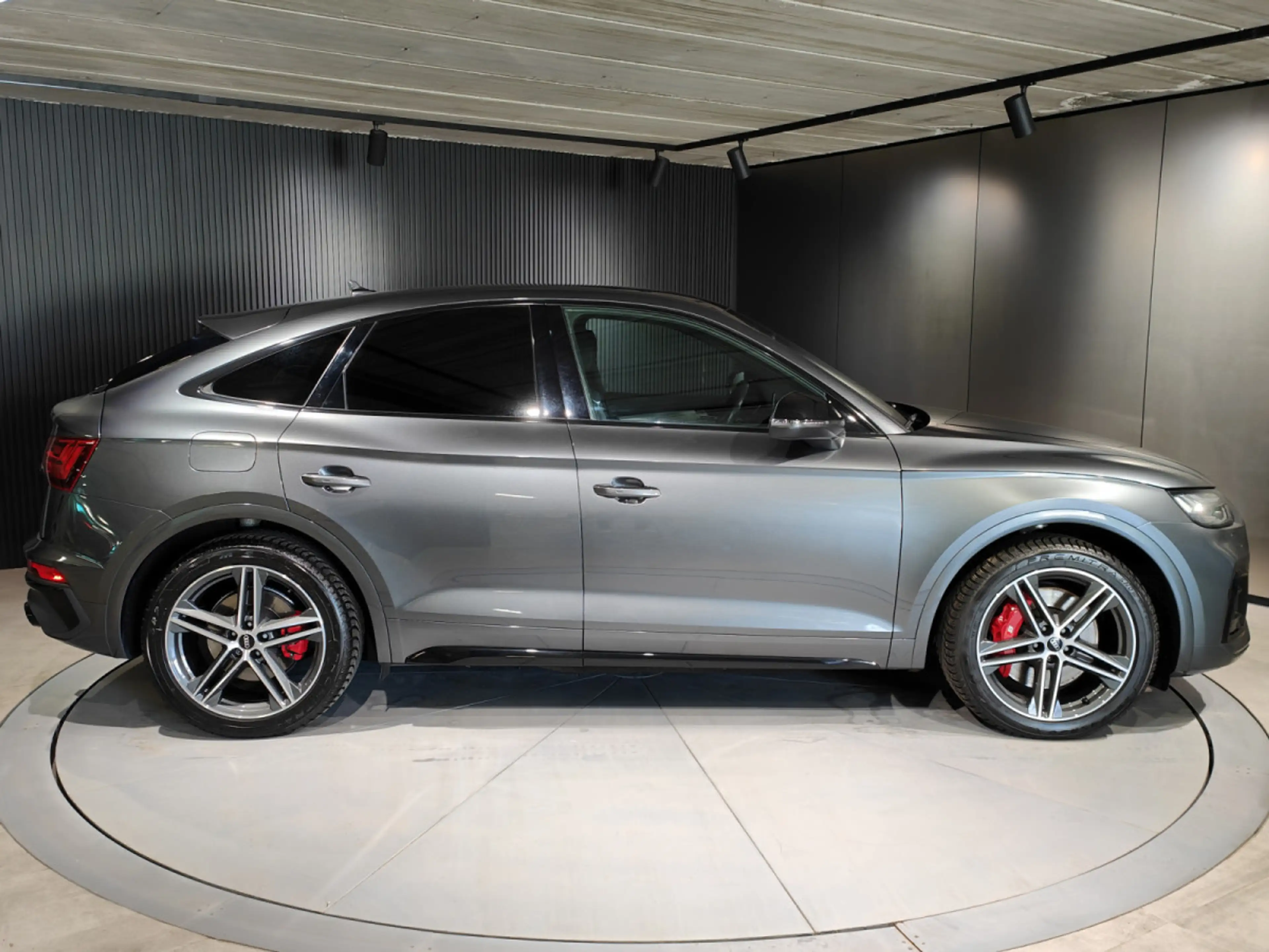 Audi SQ5 3.0 TDI V6 SPORTBACK CARPLAY TOIT OUV CAMERA SIEGE — photo 2