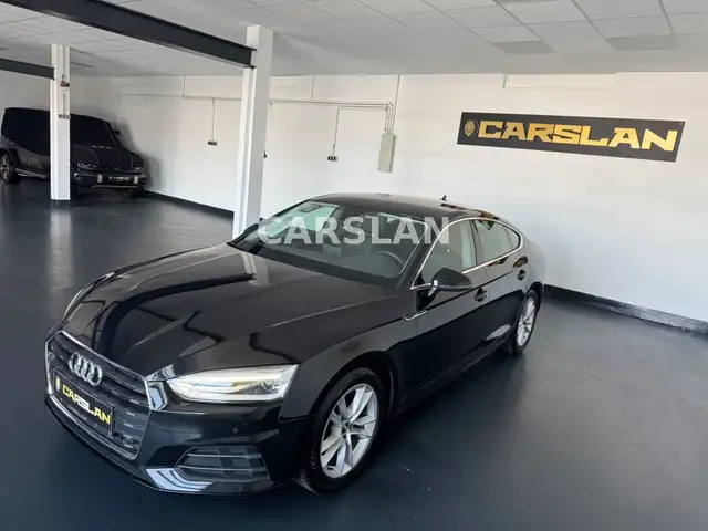 Audi A5 view 4