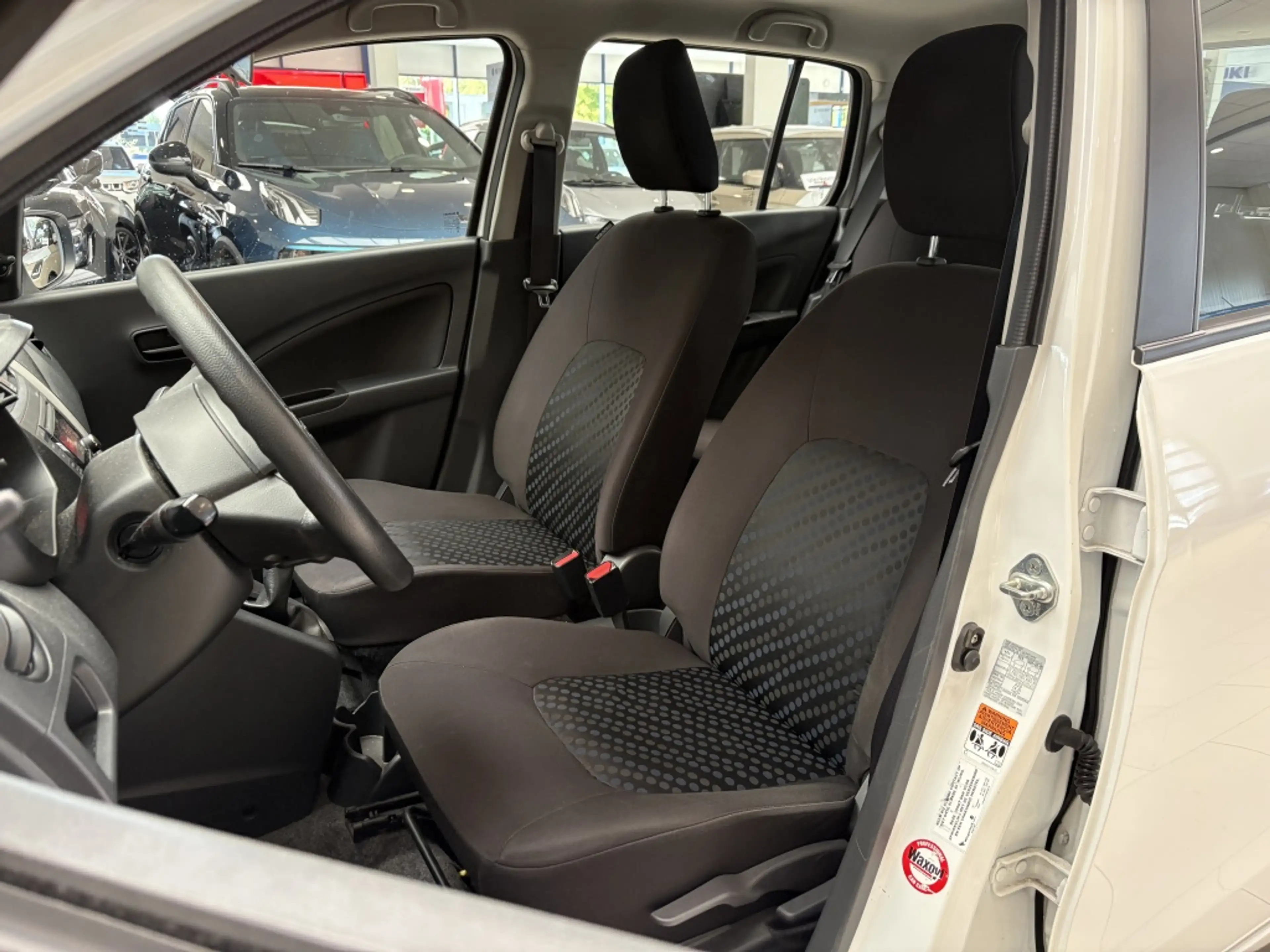 Suzuki Celerio 1.0 Comfort [BLUETOOTH I AIRCO I RADIO I ALL-SEASO — photo 4