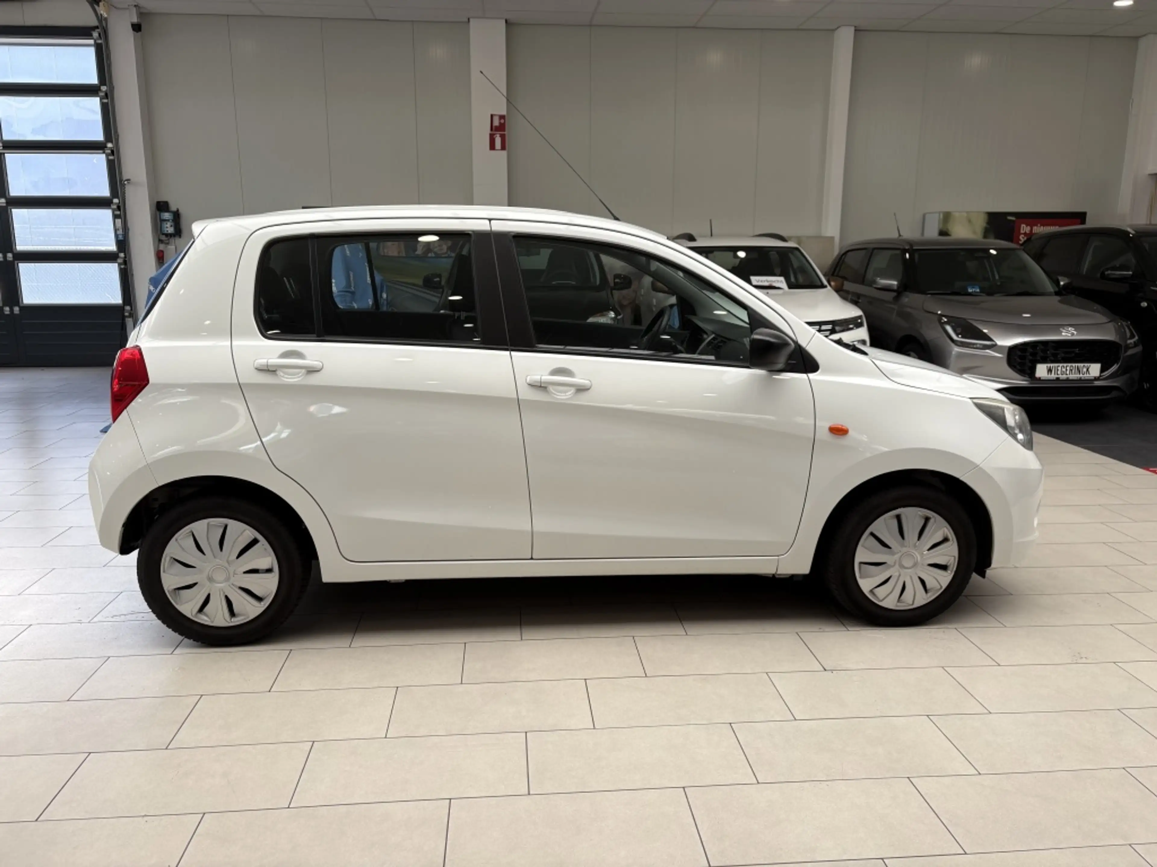 Suzuki Celerio 1.0 Comfort [BLUETOOTH I AIRCO I RADIO I ALL-SEASO — photo 9