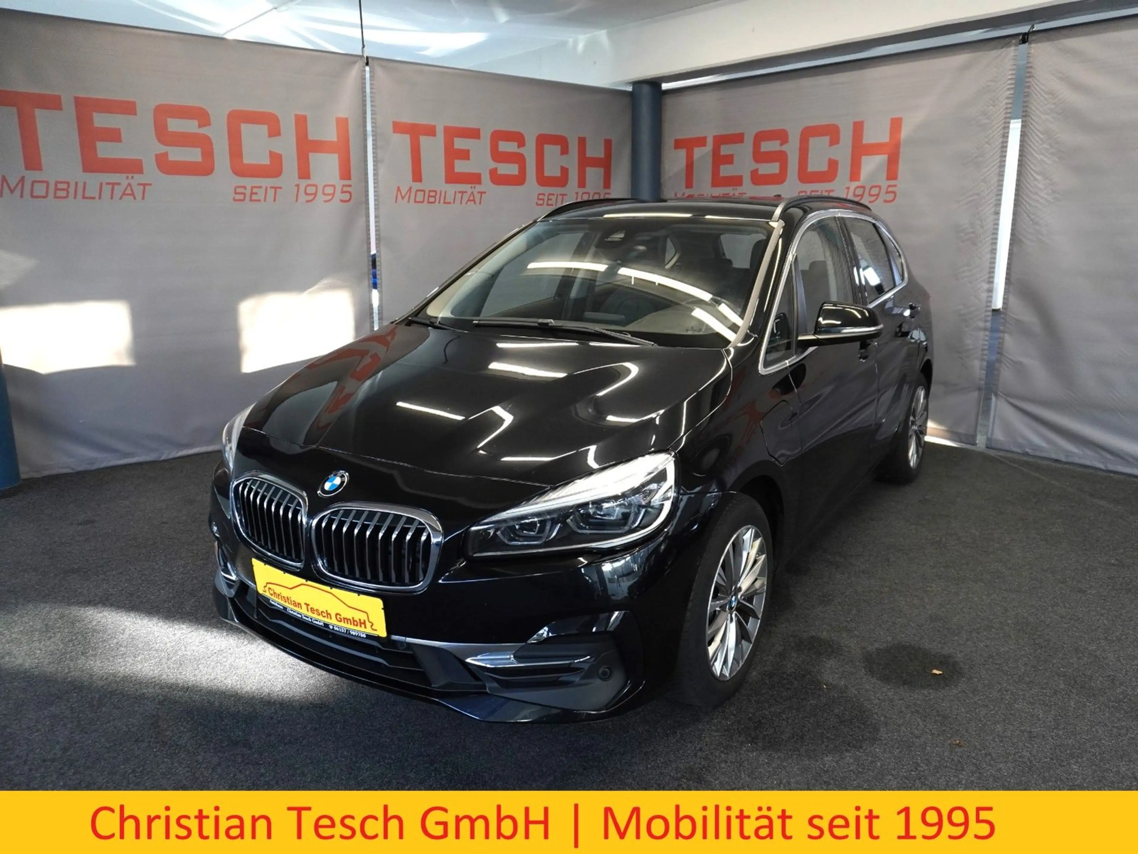BMW 225 225 xe Luxury Line | PDC | NAVI | LED | SITZHZG