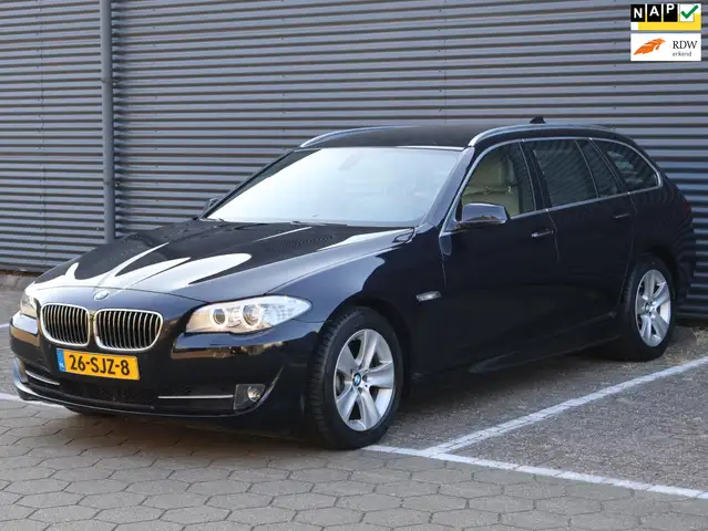 BMW 528 5-serie Touring 528i High Executive|Leder|Keyless|