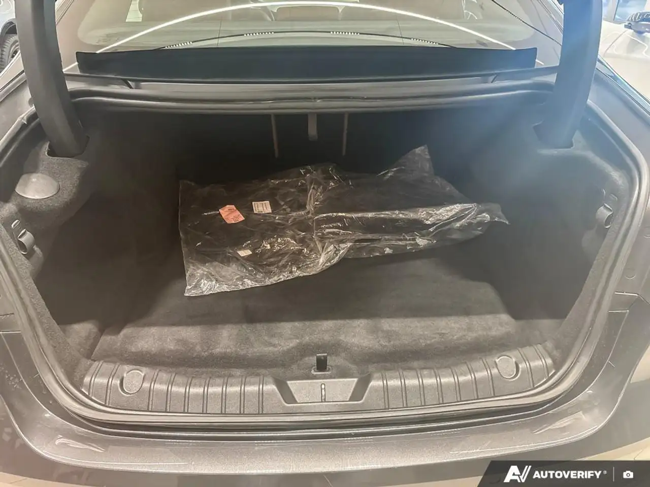 Jaguar XF снимка Jaguar XF