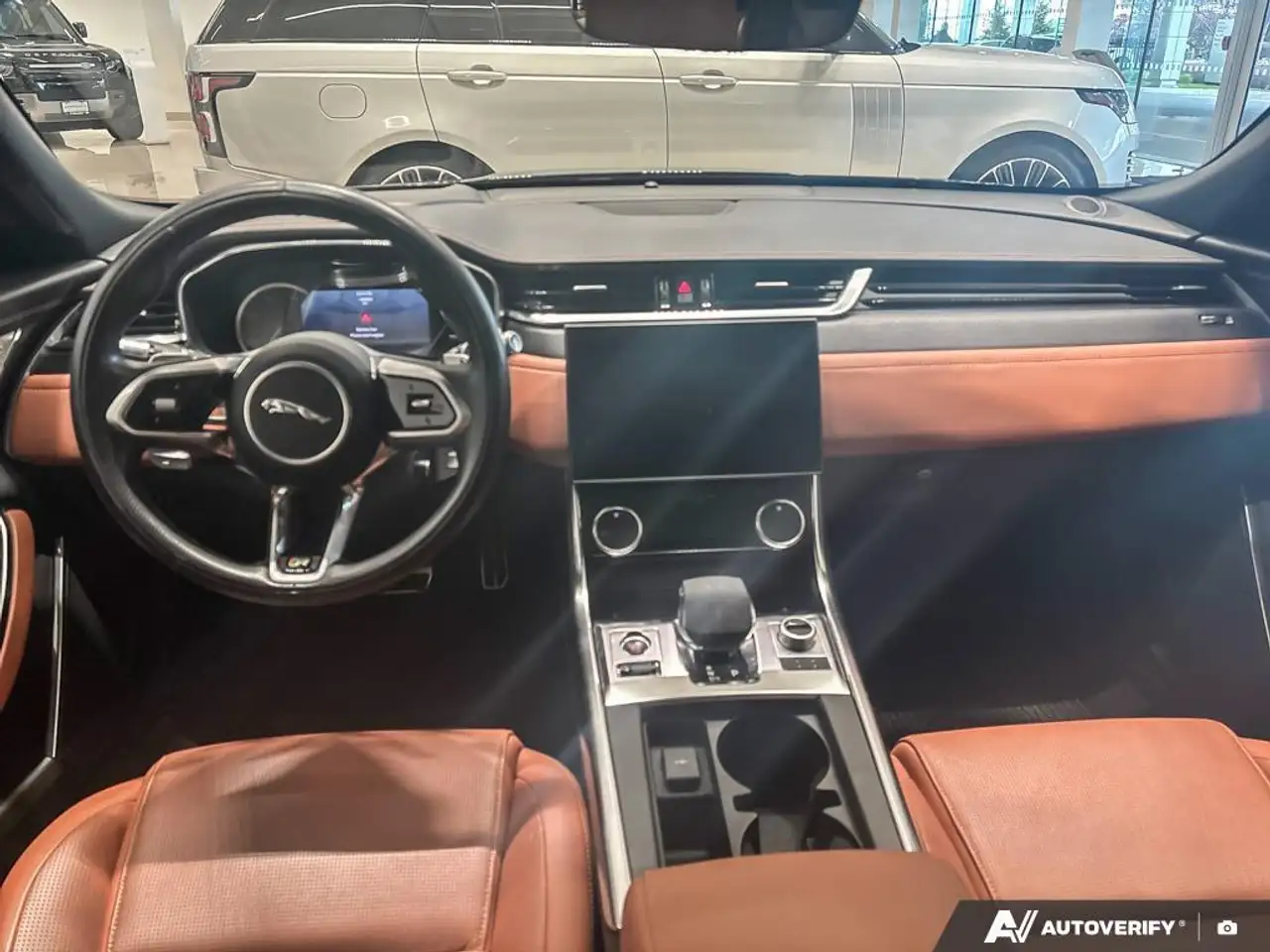 Jaguar XF снимка Jaguar XF