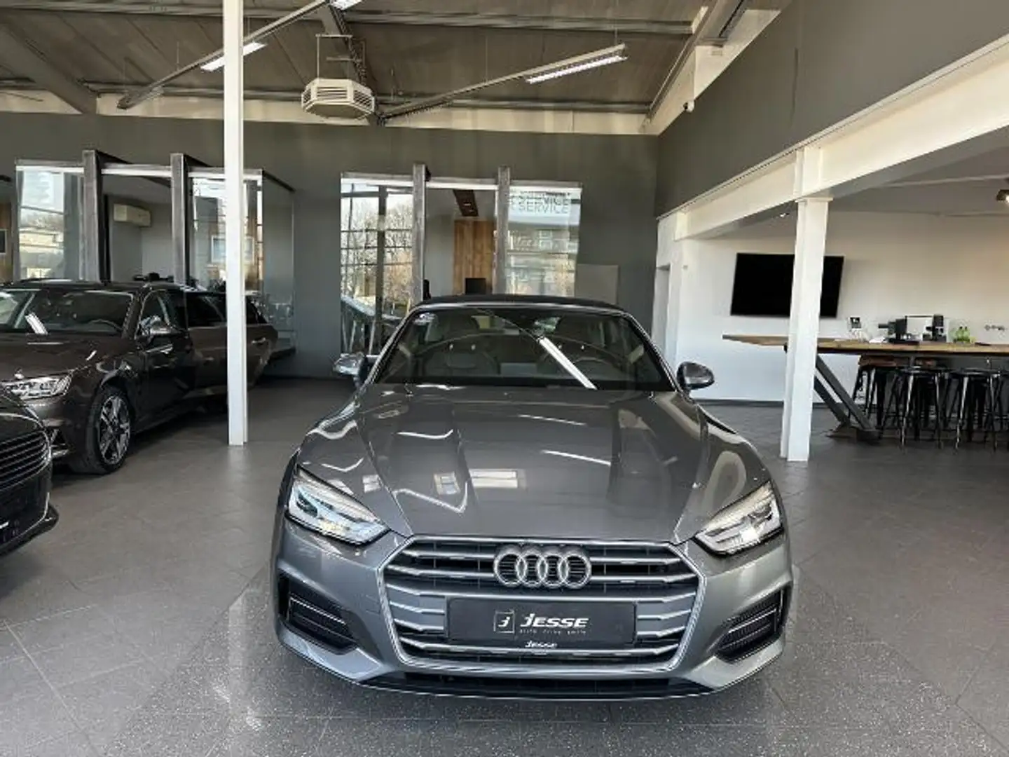 Audi A5 Cabriolet 2.0 TFSI Sport Bi-Xenon Navi SHZ PDC Grey - 2