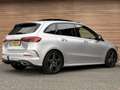 Mercedes-Benz B 200 Business Solution AMG-Line Trekaahk / Panodak / LE Grau - thumbnail 3