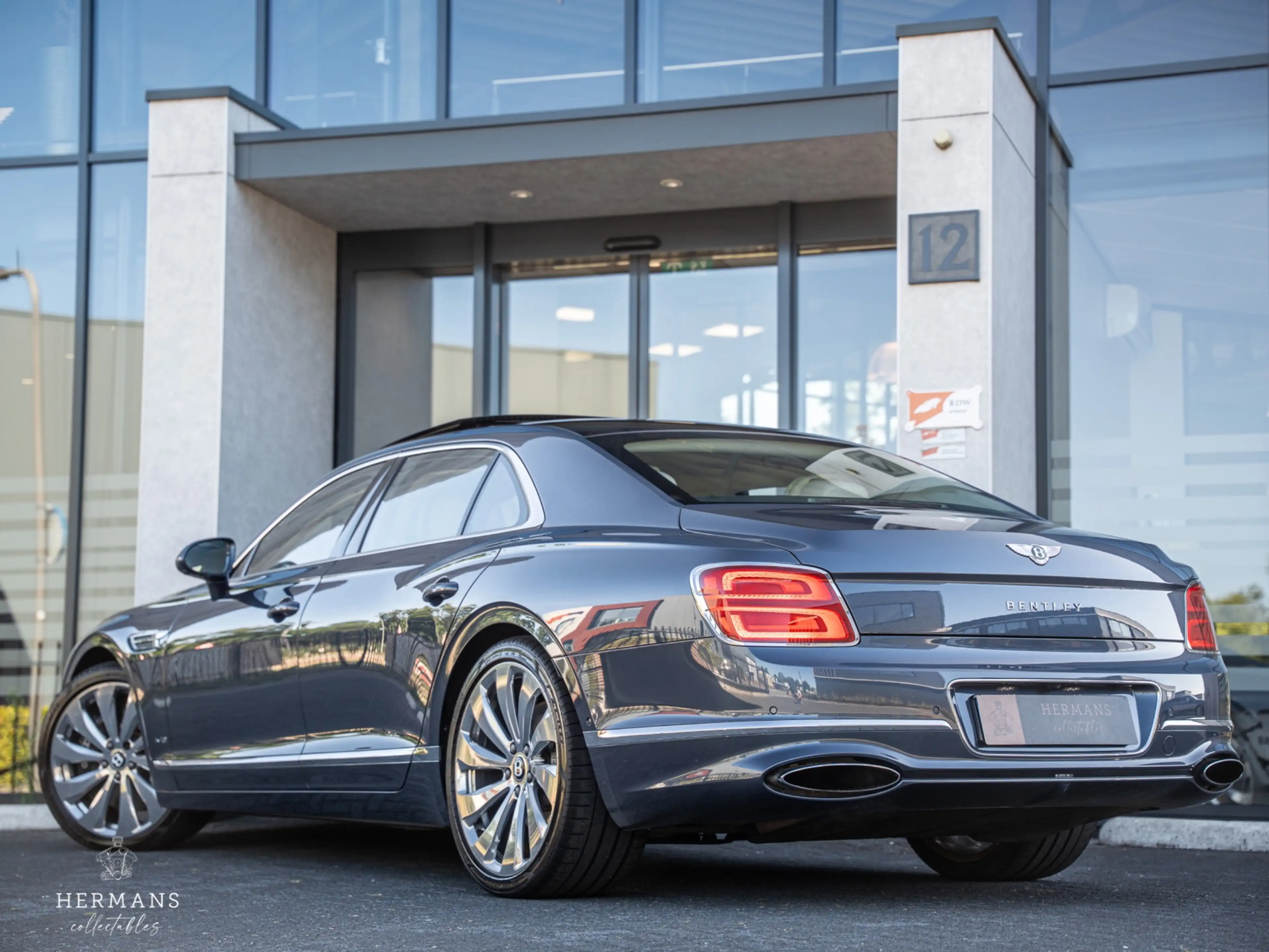 Bentley Flying Spur 6.0 W12 First Edition / NAIM / Rotating / HUD / Dy — photo 9