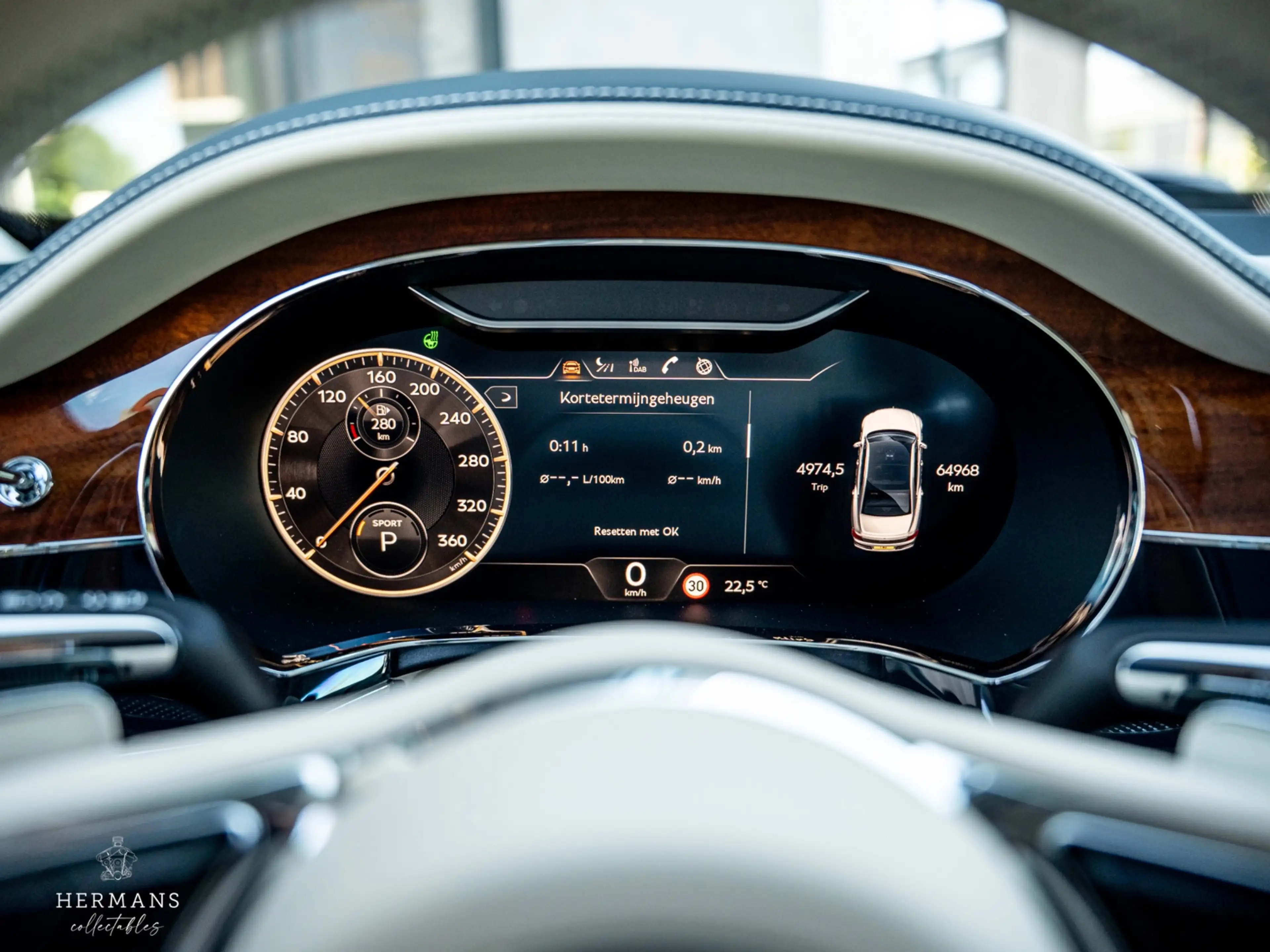 Bentley Flying Spur 6.0 W12 First Edition / NAIM / Rotating / HUD / Dy — photo 22