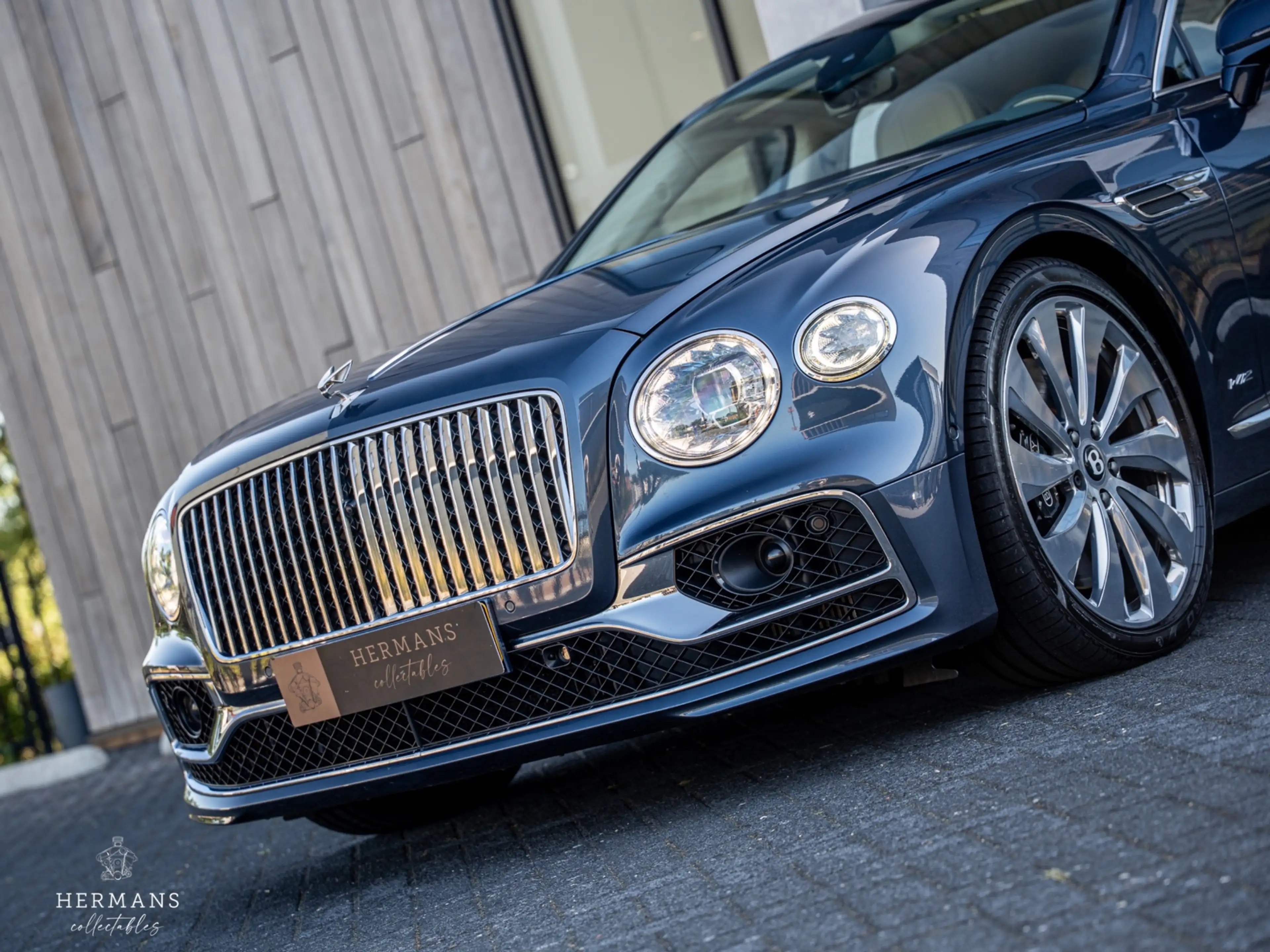 Bentley Flying Spur 6.0 W12 First Edition / NAIM / Rotating / HUD / Dy — photo 5
