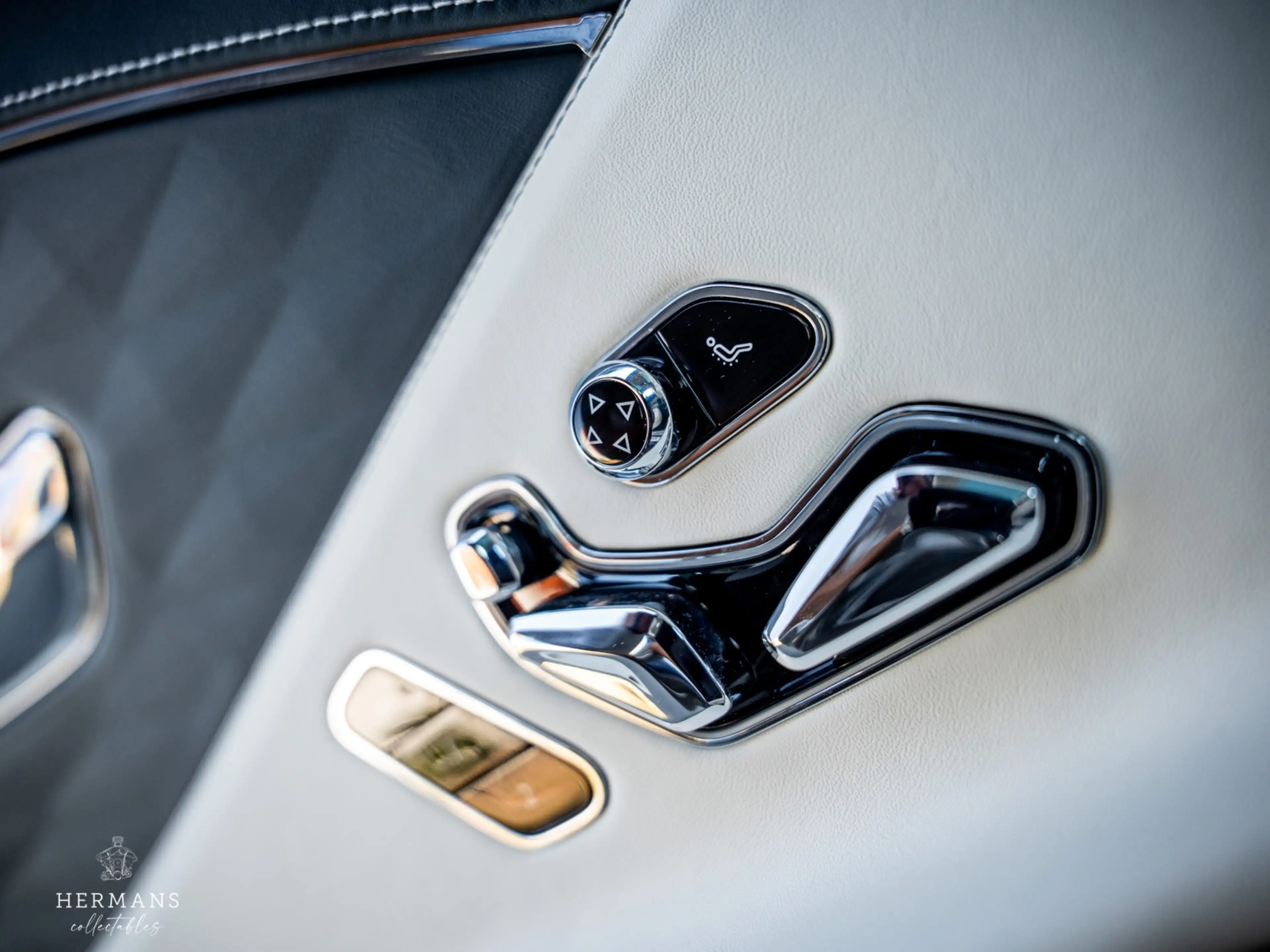 Bentley Flying Spur 6.0 W12 First Edition / NAIM / Rotating / HUD / Dy — photo 32