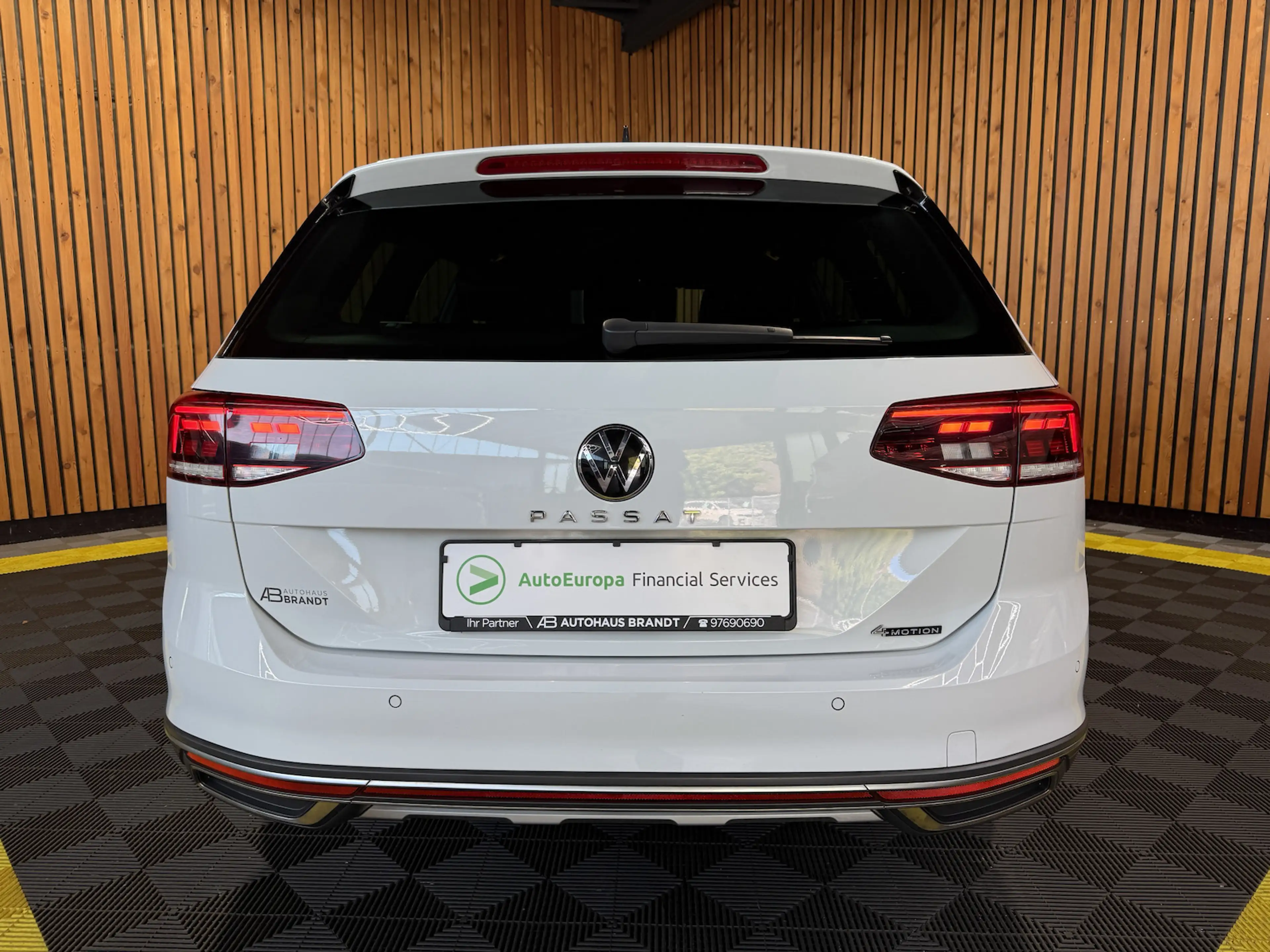 Volkswagen Passat Alltrack TDI 4M DSG Navi*Pano*AHK*Virtual — photo 5