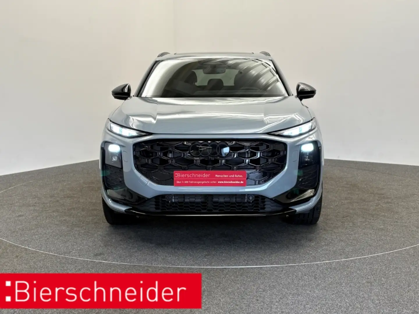 Audi Q3 SUV e-hybrid S tronic line GANANTIE EA8 DIGITAL MA Grau - 2