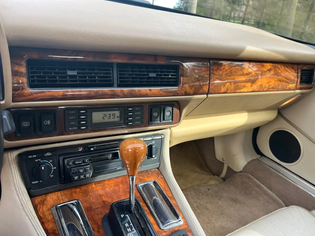 Jaguar XJS photo Jaguar XJS