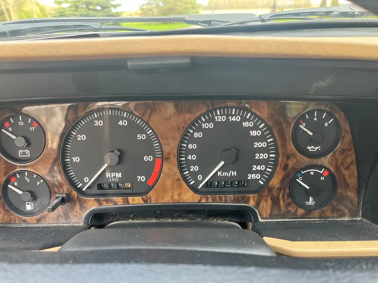 Jaguar XJS photo Jaguar XJS
