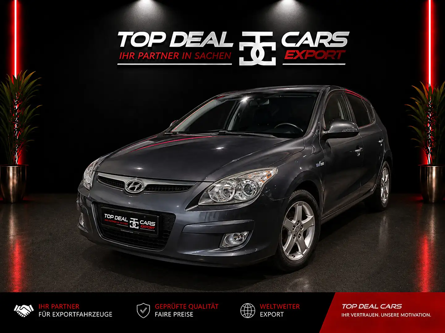 Hyundai i30 1,6 CRDi Europe **PICKERL 11/2026**Blue drive Grau - 1