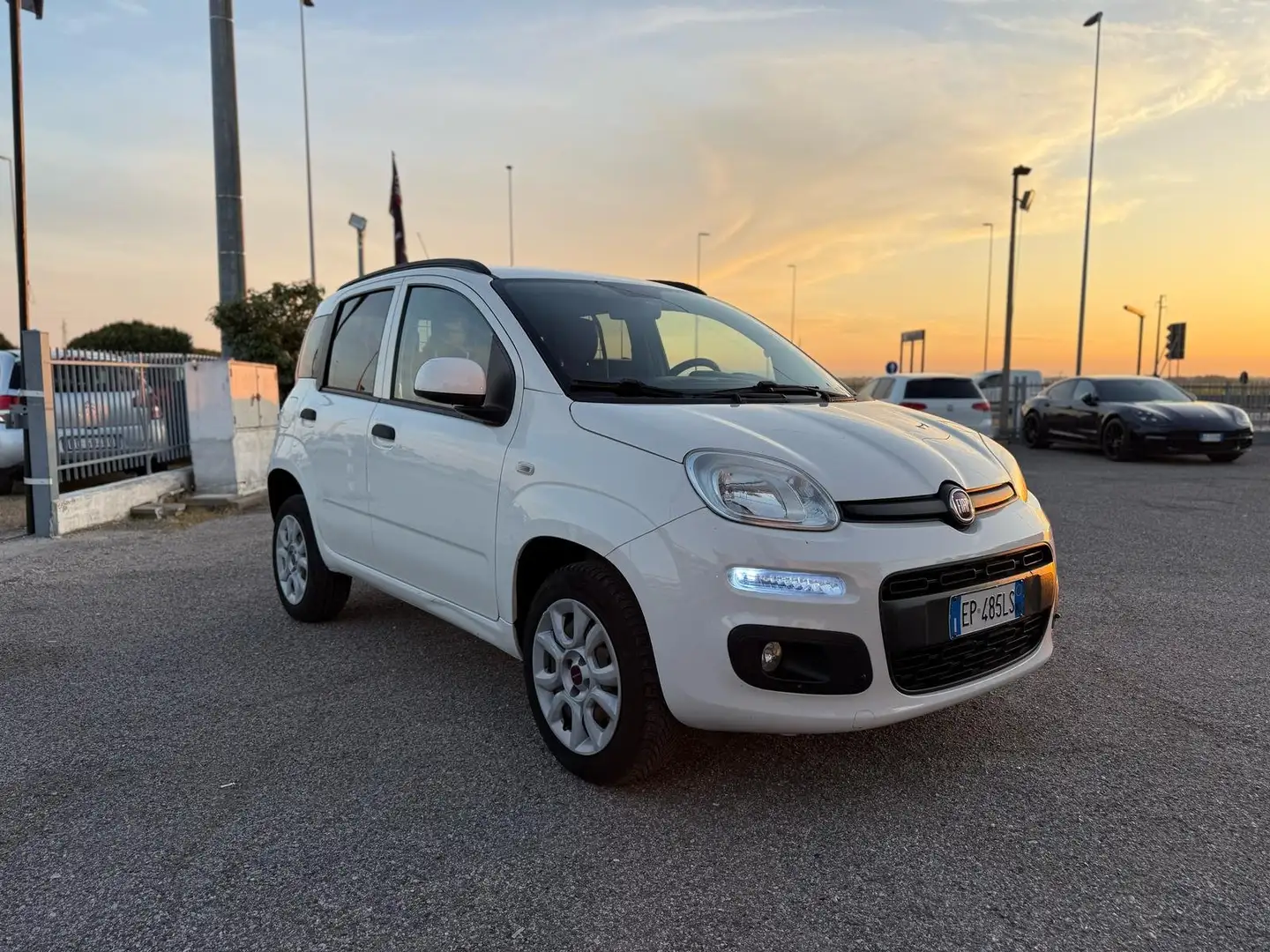 Fiat Panda Panda 0.9 t.air t. natural power Easy 80cv 2posti Wit - 1