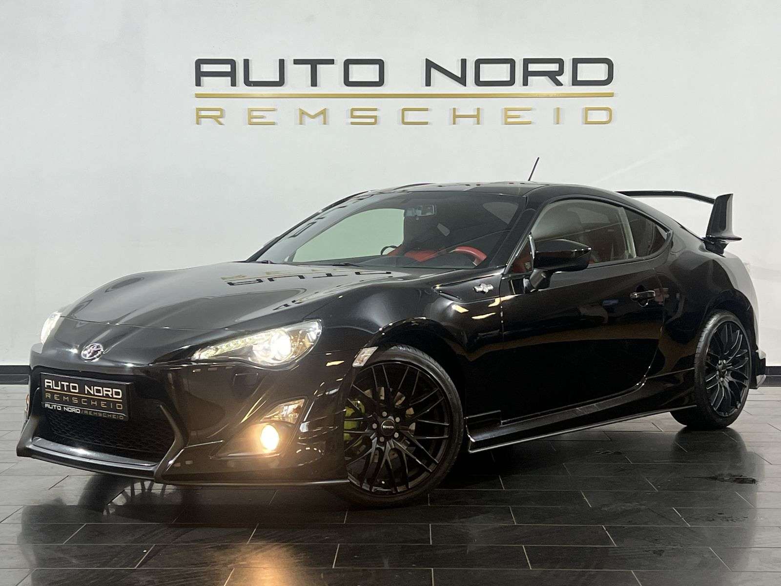 Second hand Toyota 86 2.0