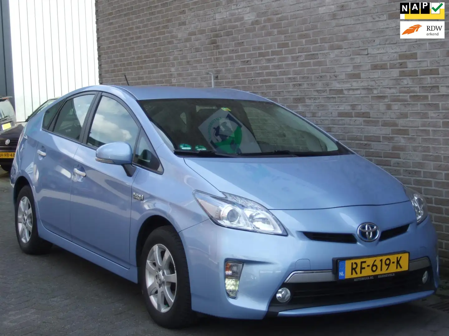 Toyota Prius 1.8 Plug-in Aspiration - Navigatie - Stoelverwarmi Bleu - 1